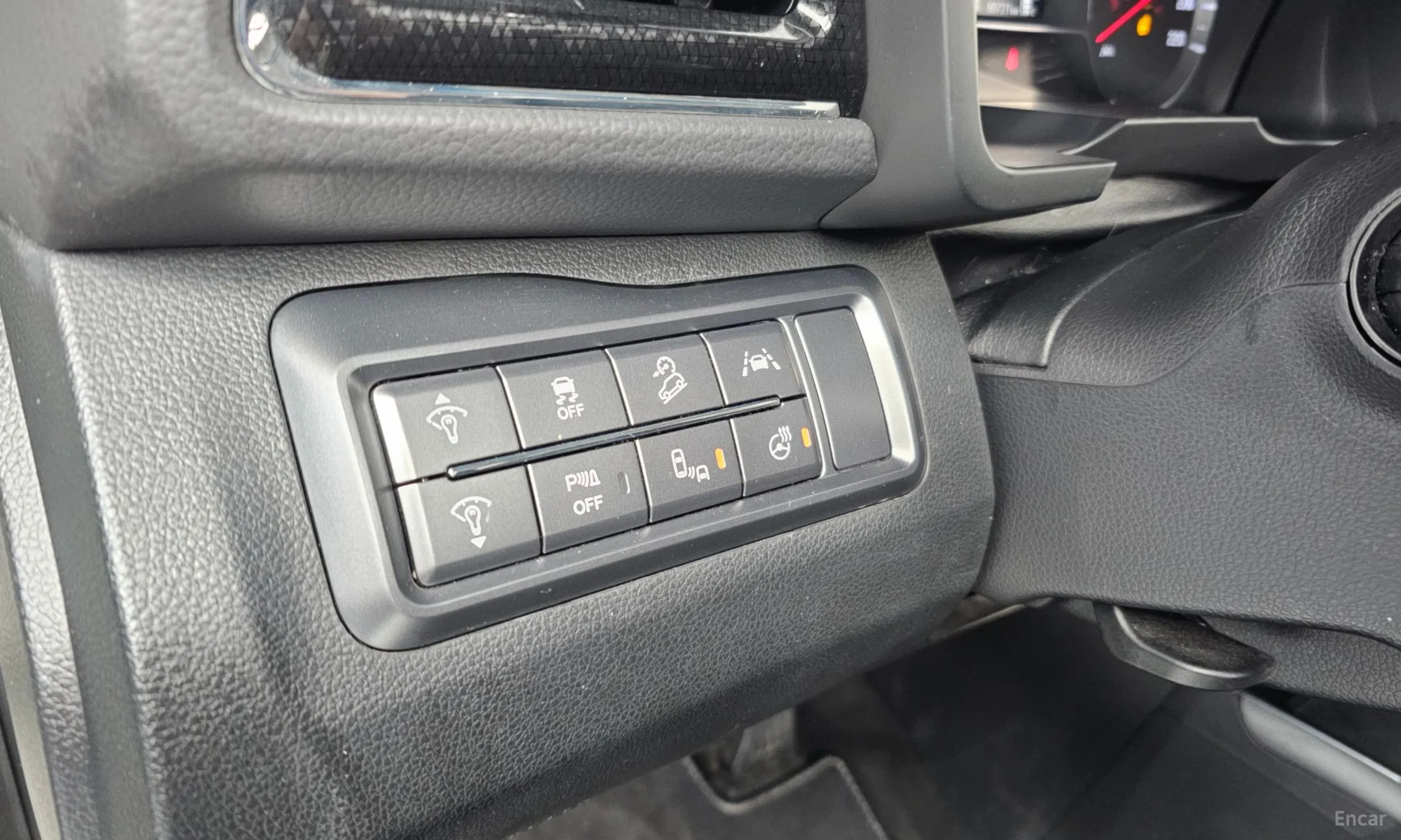 KG Mobility (SsangYong) Berry New Tivoli превью 18