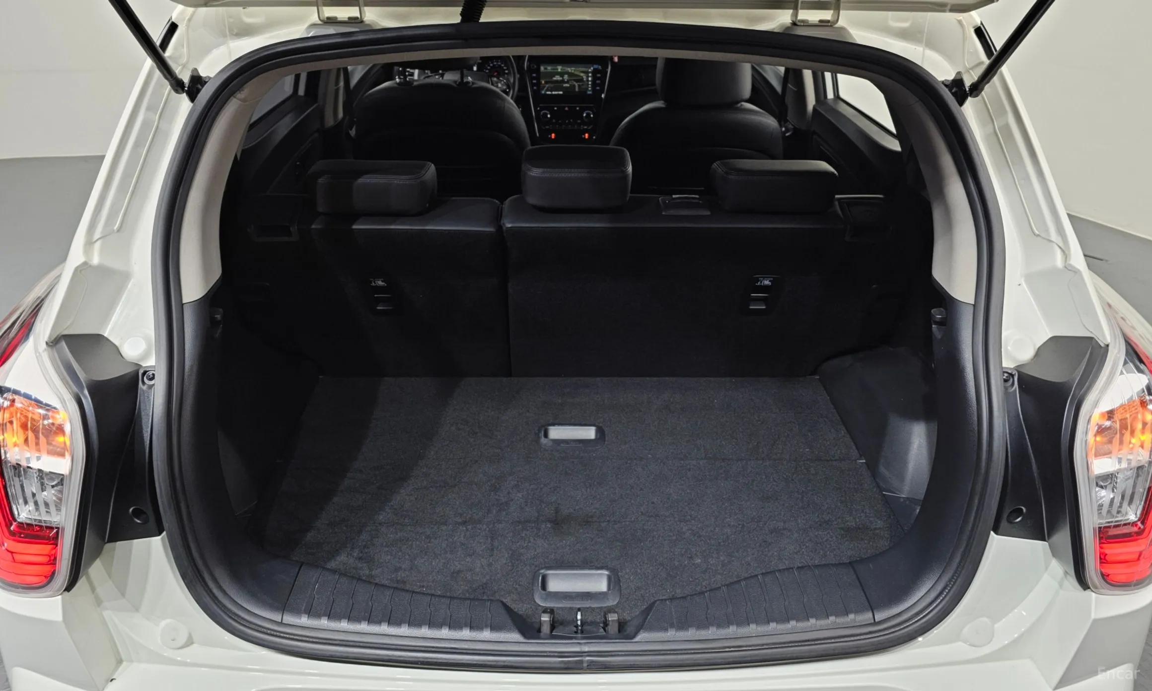 KG Mobility (SsangYong) Berry New Tivoli превью 20