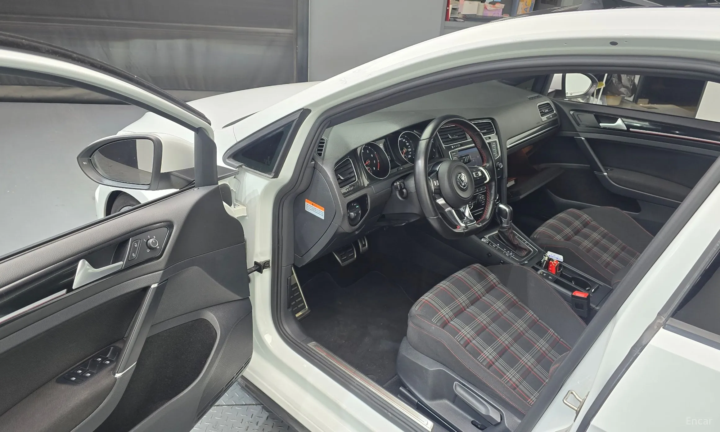 Volkswagen Golf 7th Generation превью 10