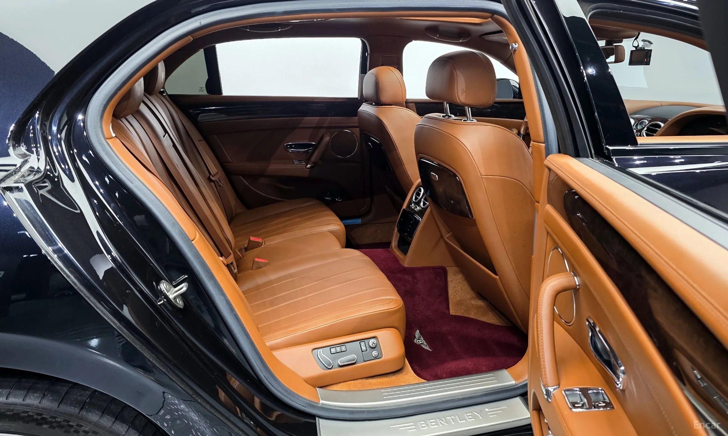 Bentley Flying Spur 2nd Generation превью 12