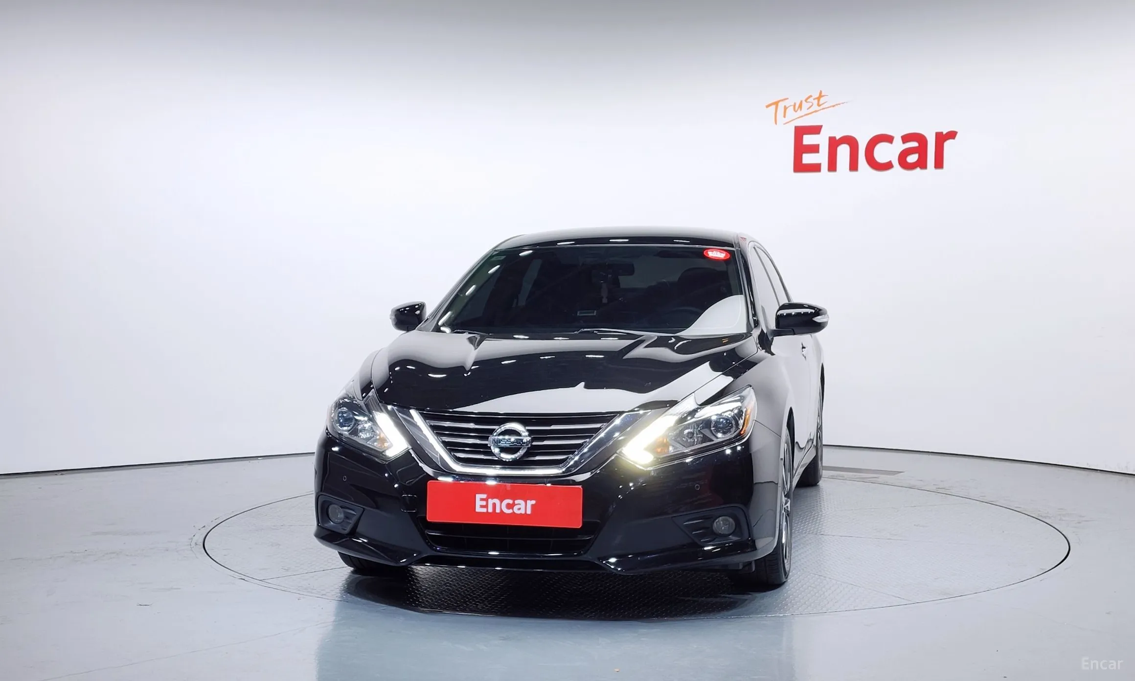 Nissan Altima превью 3