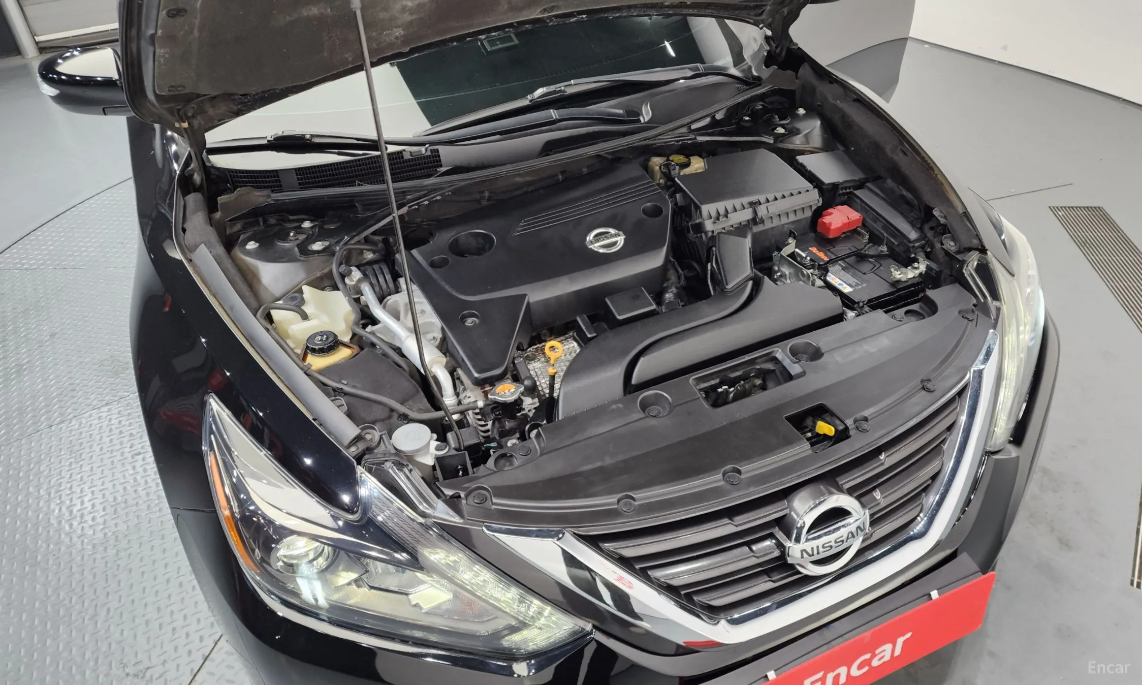 Nissan Altima превью 6