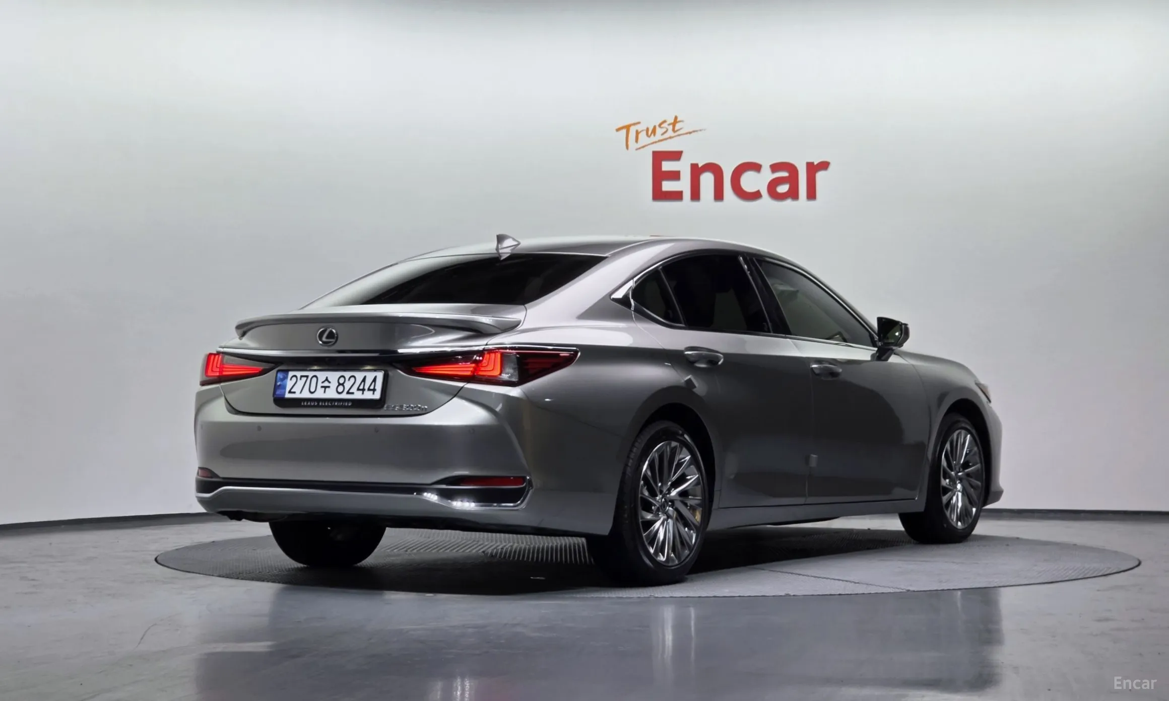Lexus ES300h 7th Generation