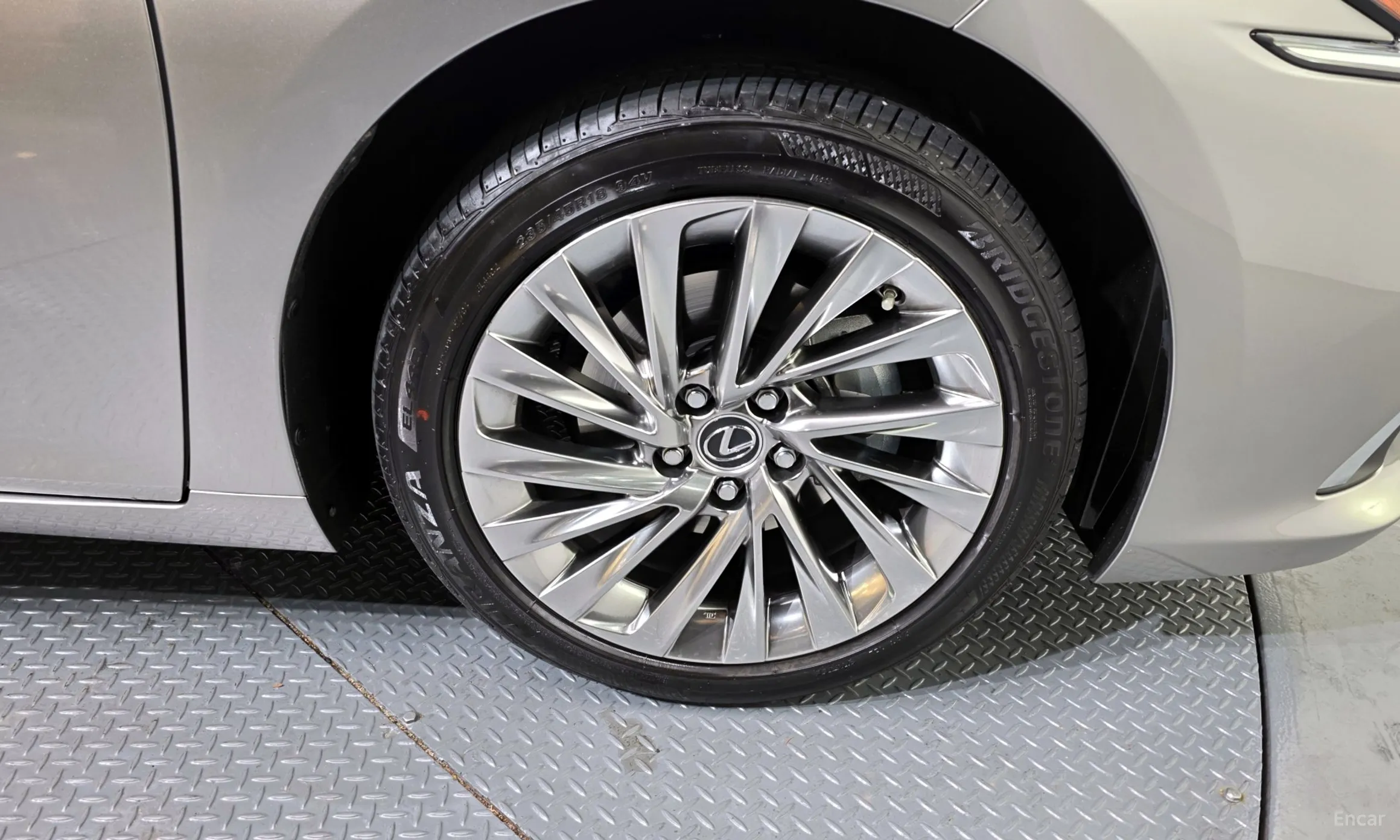Lexus ES300h 7th Generation превью 5