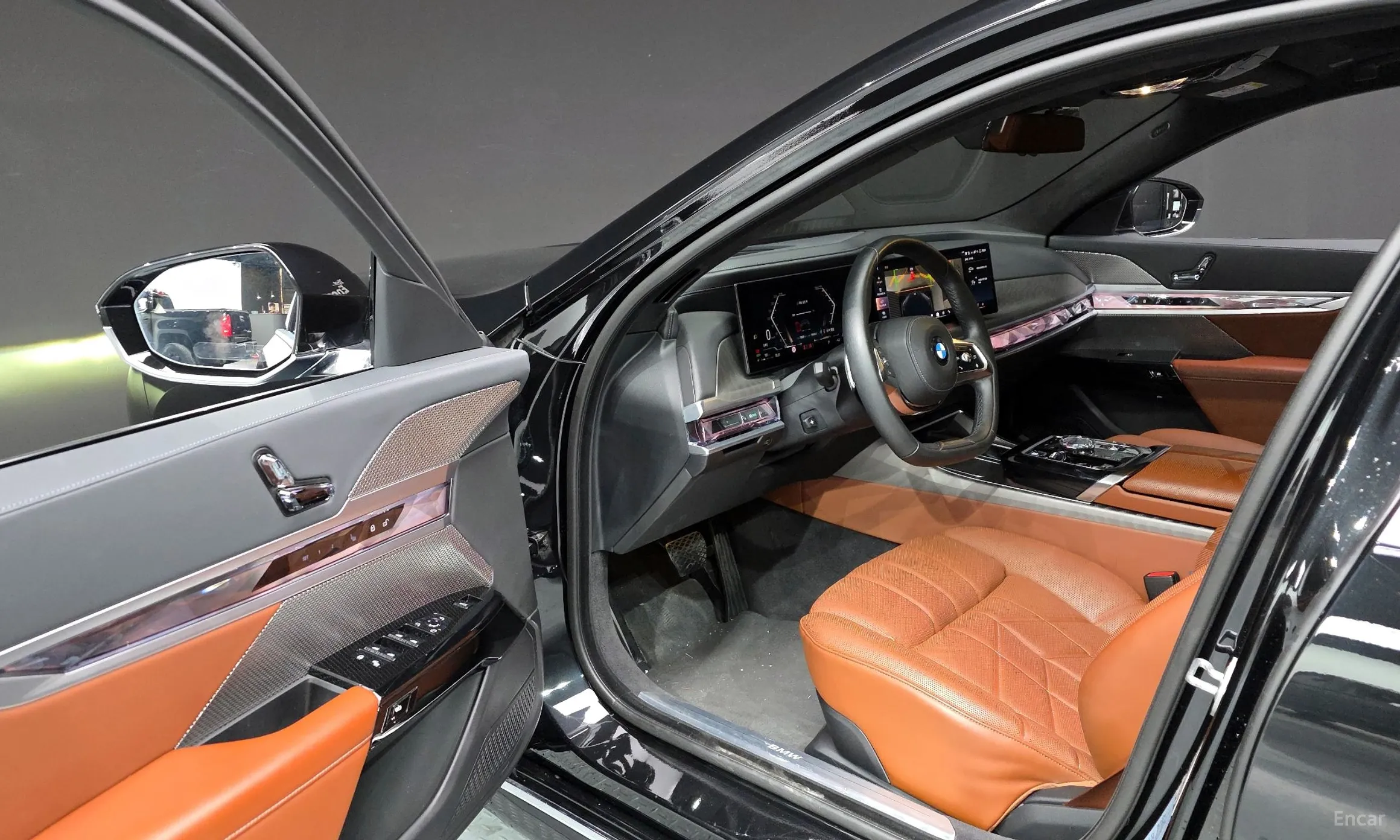 BMW 7 Series (G70) превью 10
