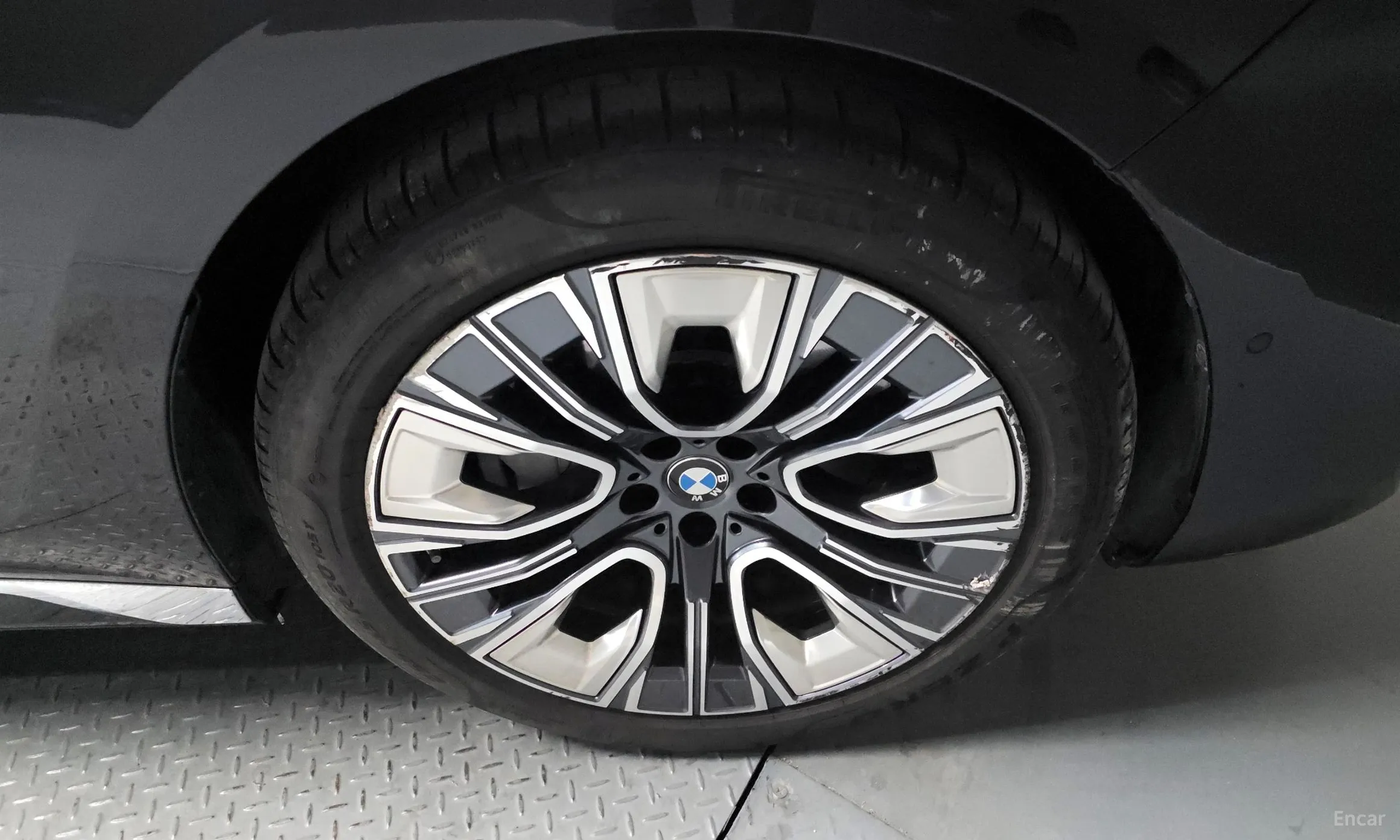 BMW 7 Series (G70) превью 5