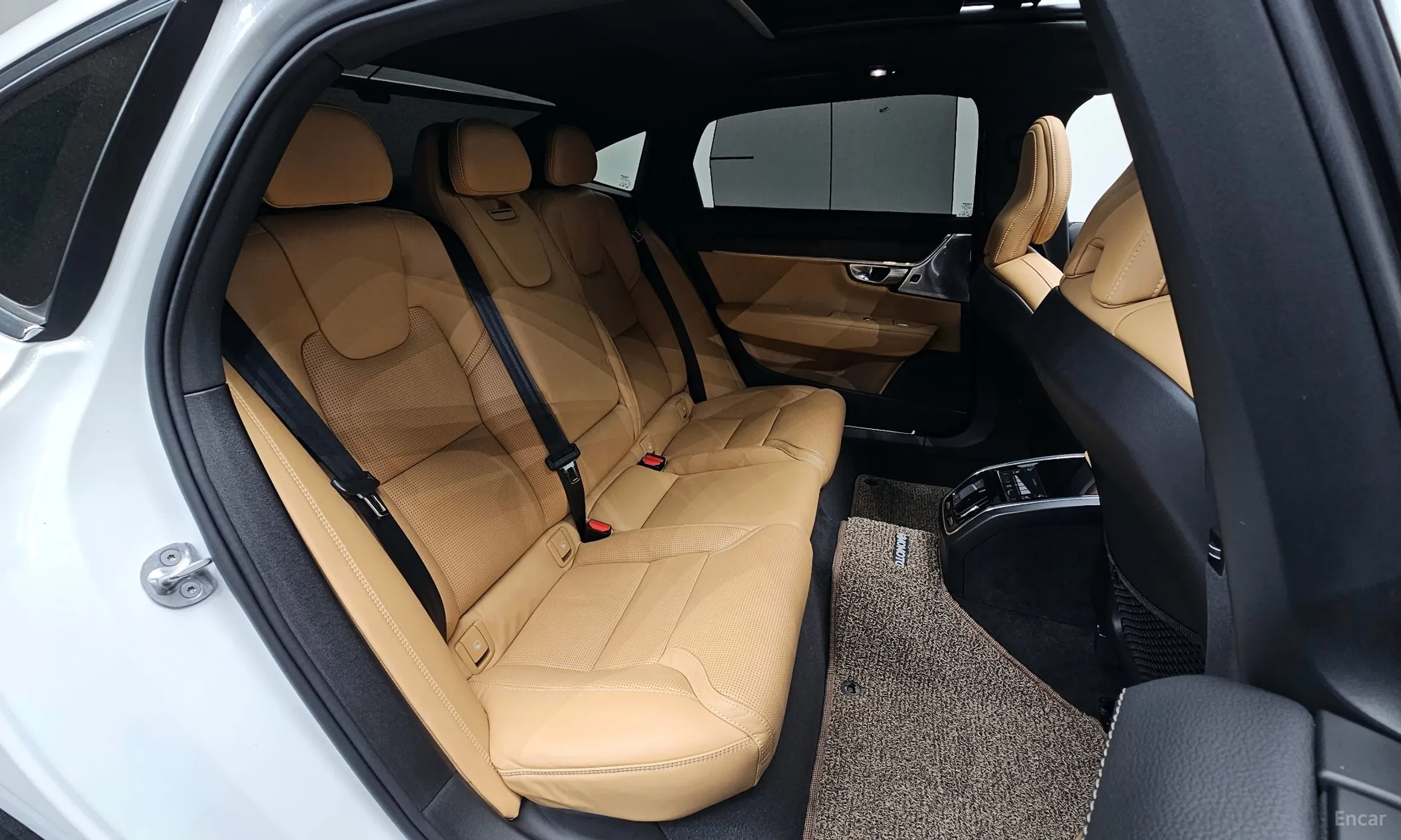 Volvo S90 превью 12