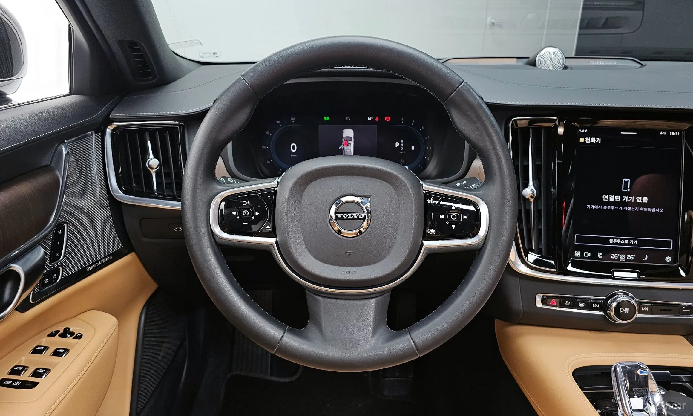 Volvo S90 превью 13