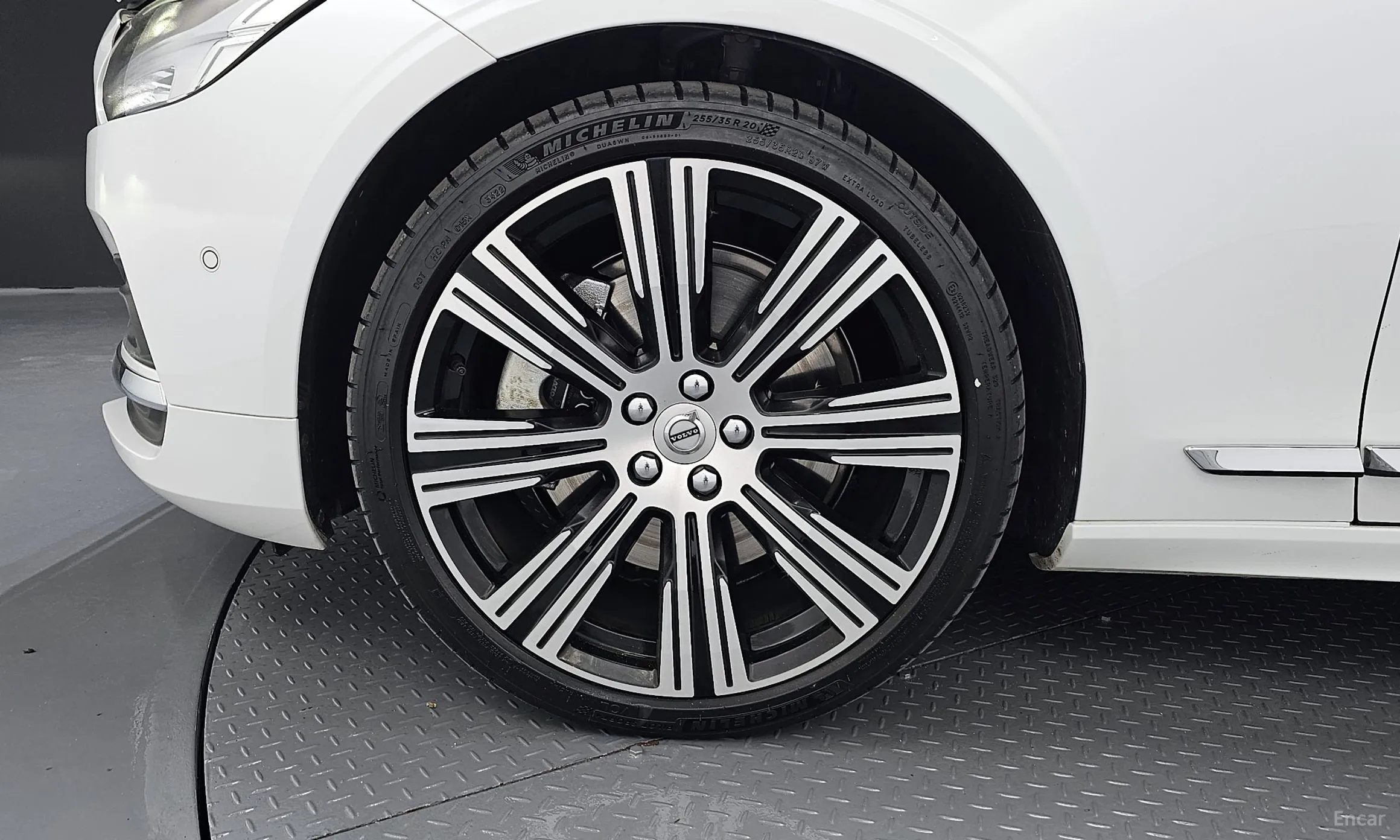 Volvo S90 превью 5
