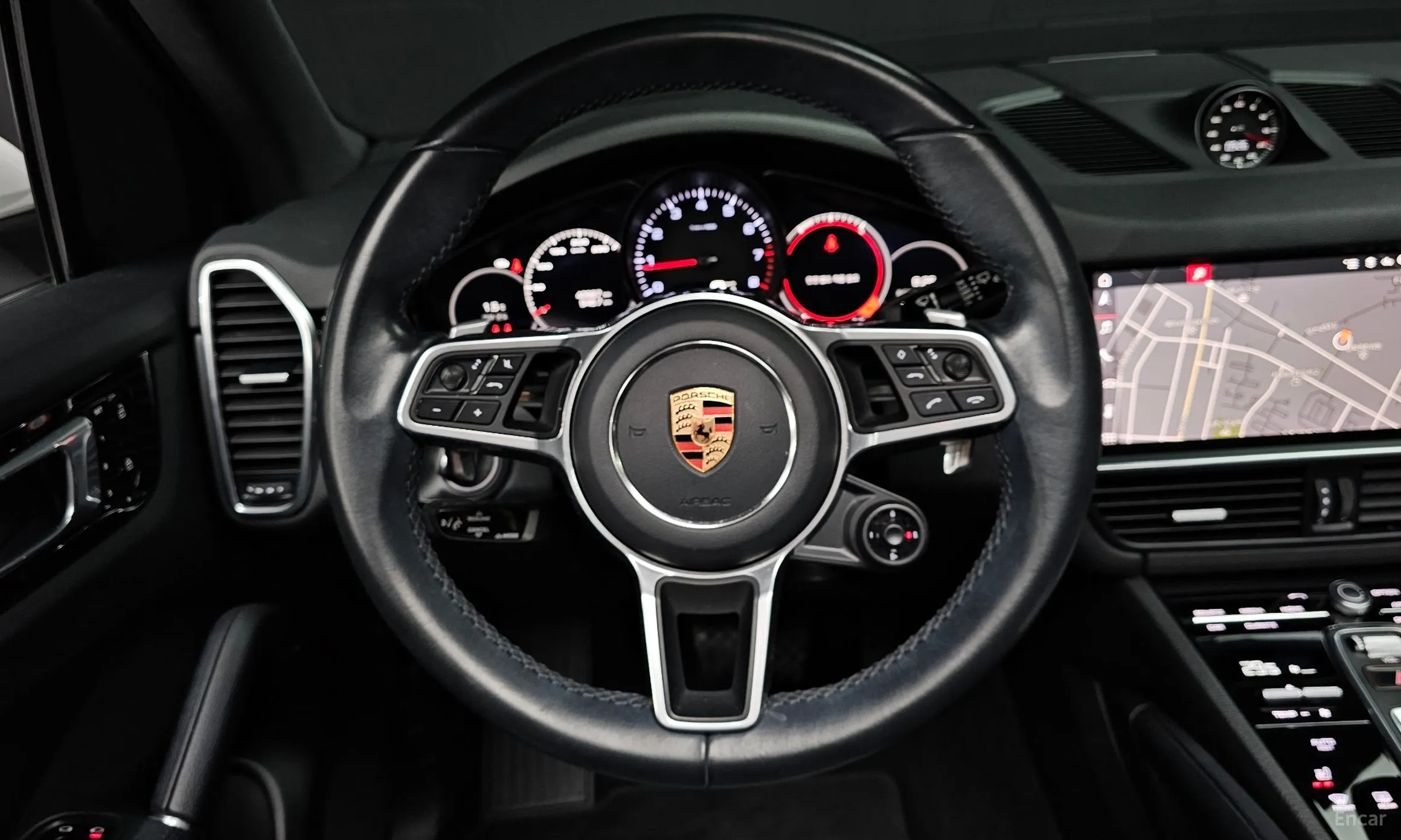 Porsche Cayenne (PO536) превью 13
