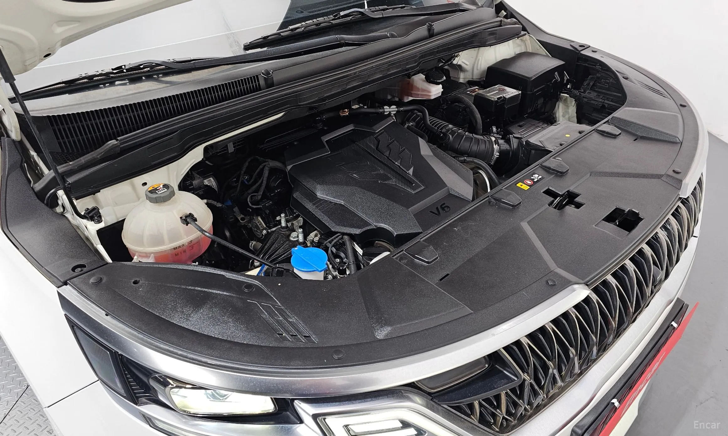 Kia Carnival Gen 4 превью 6