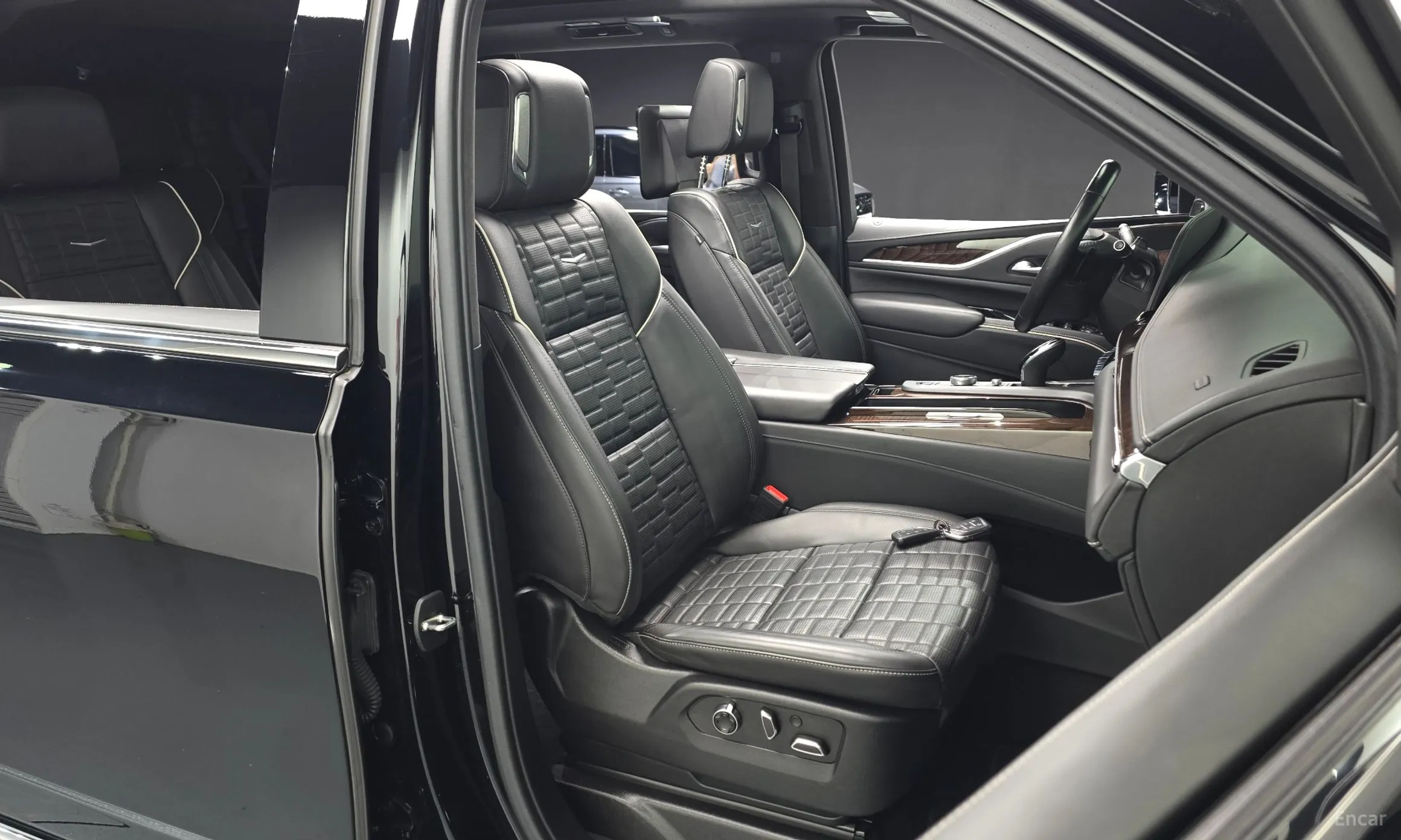 Cadillac Escalade 5th Generation превью 10