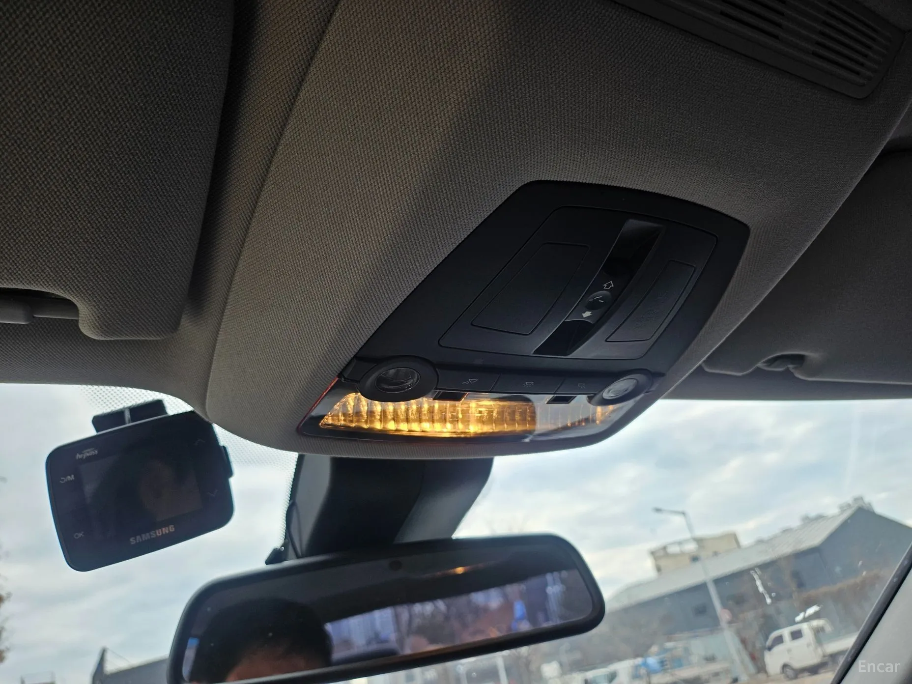 BMW 7 Series (F01) превью 20