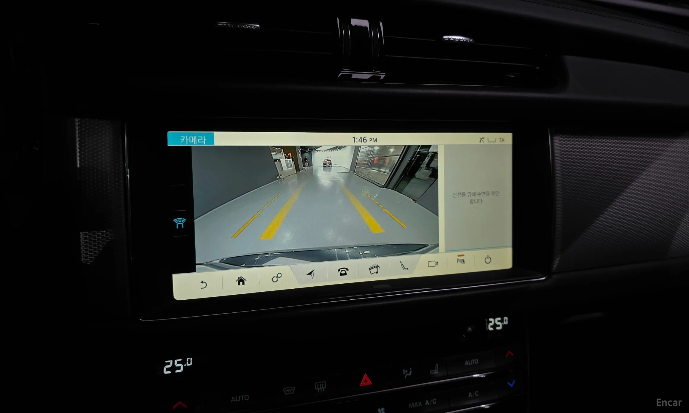 Jaguar XF (x260) превью 15
