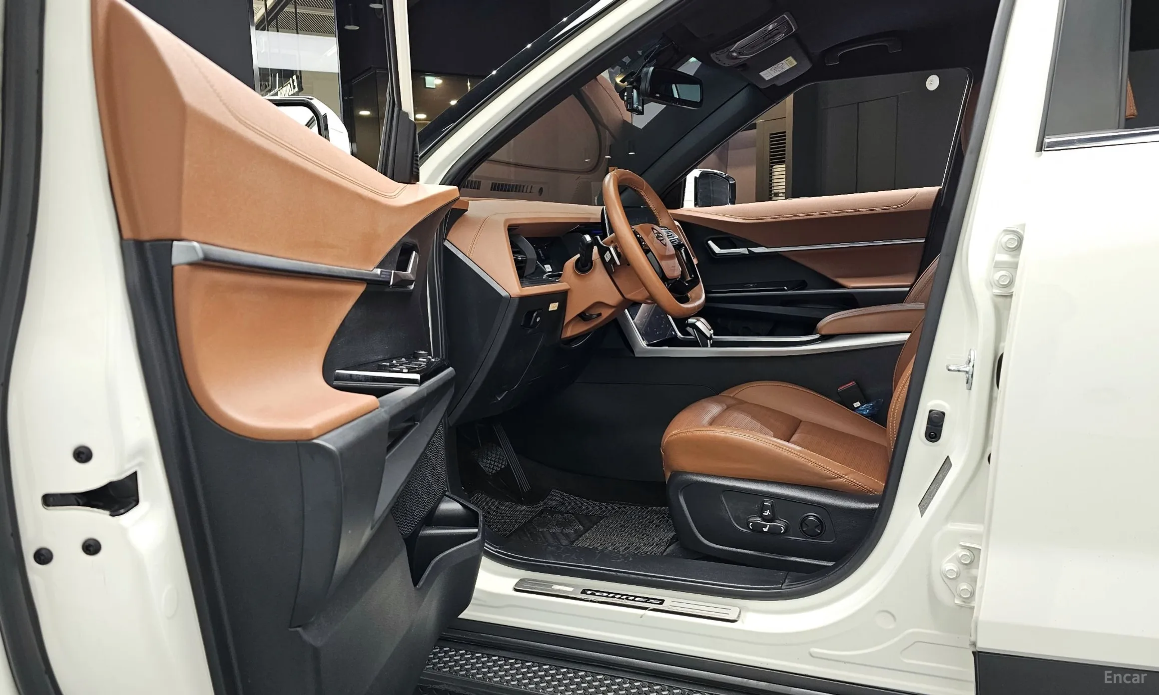 KG Mobility (SsangYong) Torres превью 10