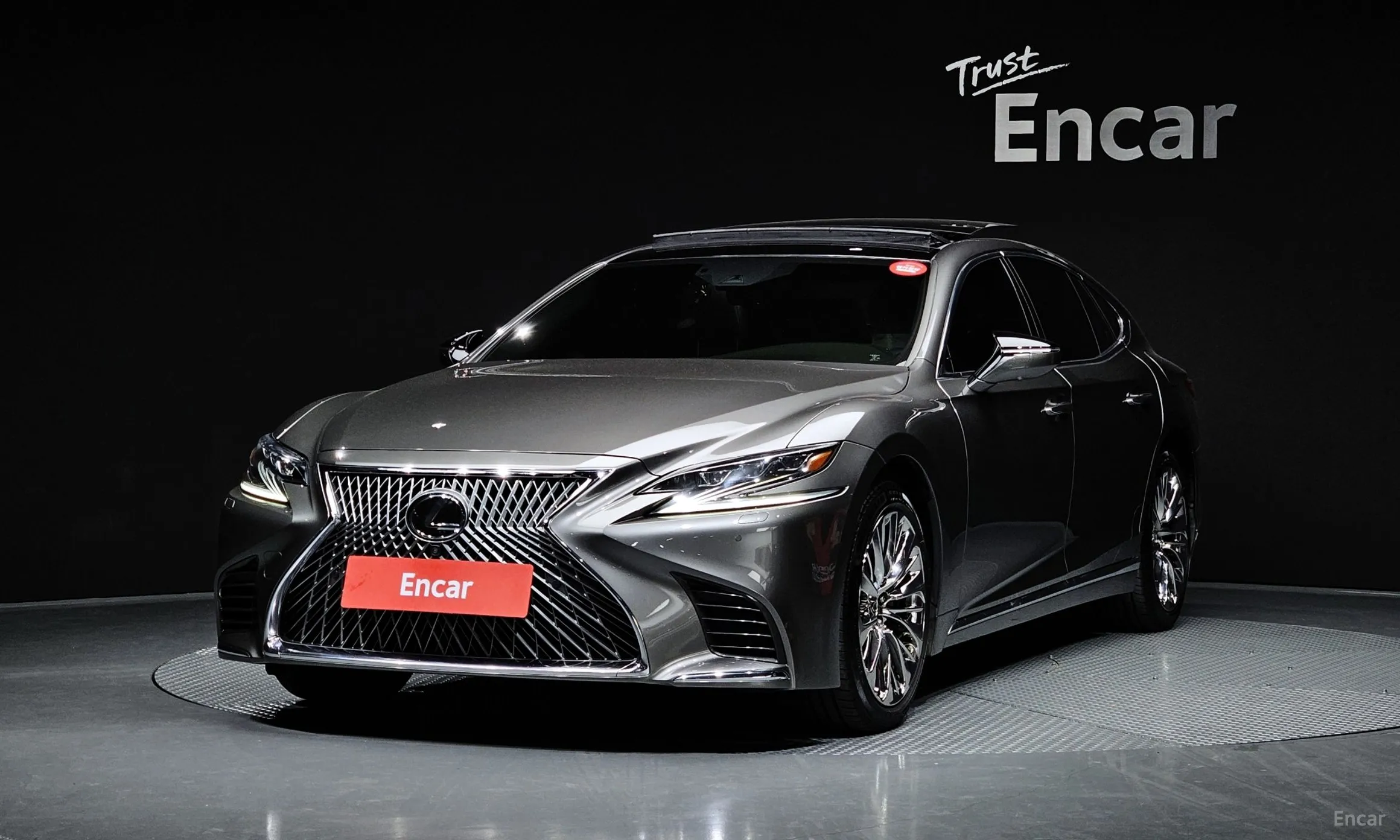 Lexus LS500 5th Generation