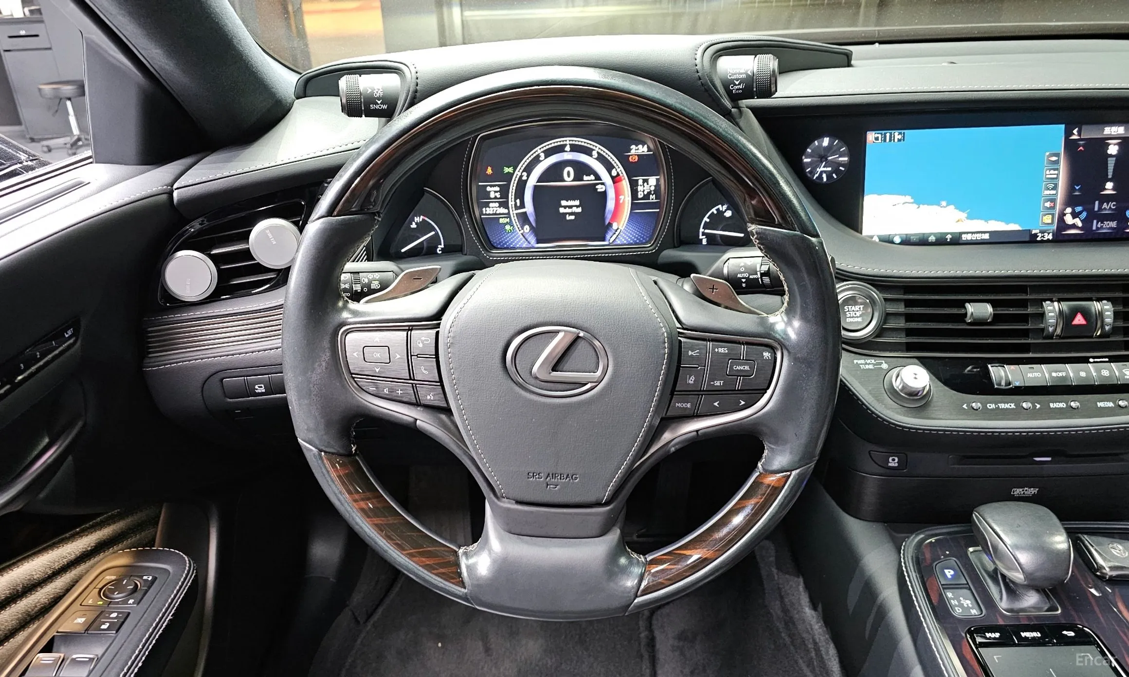 Lexus LS500 5th Generation превью 13