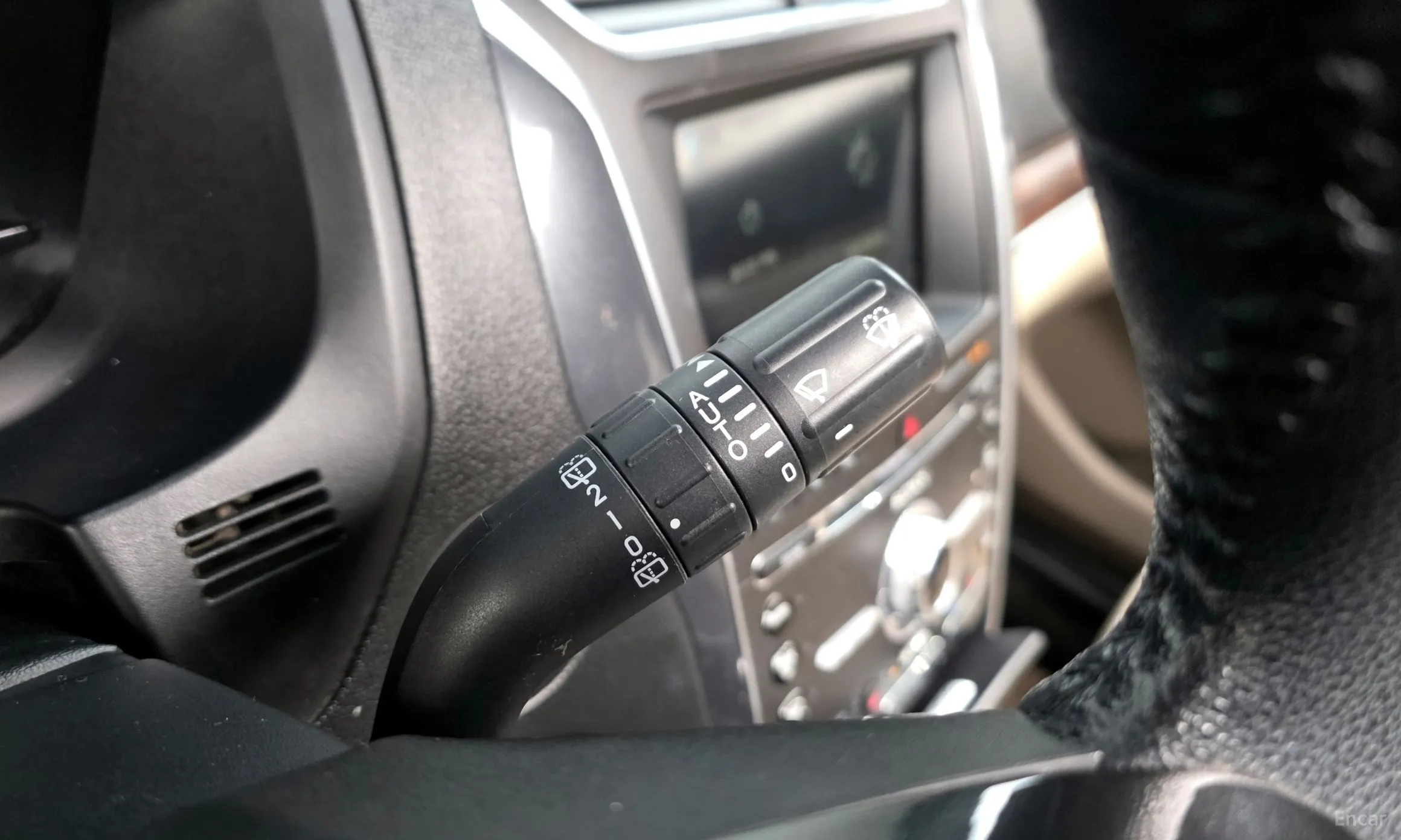 Ford Explorer превью 19