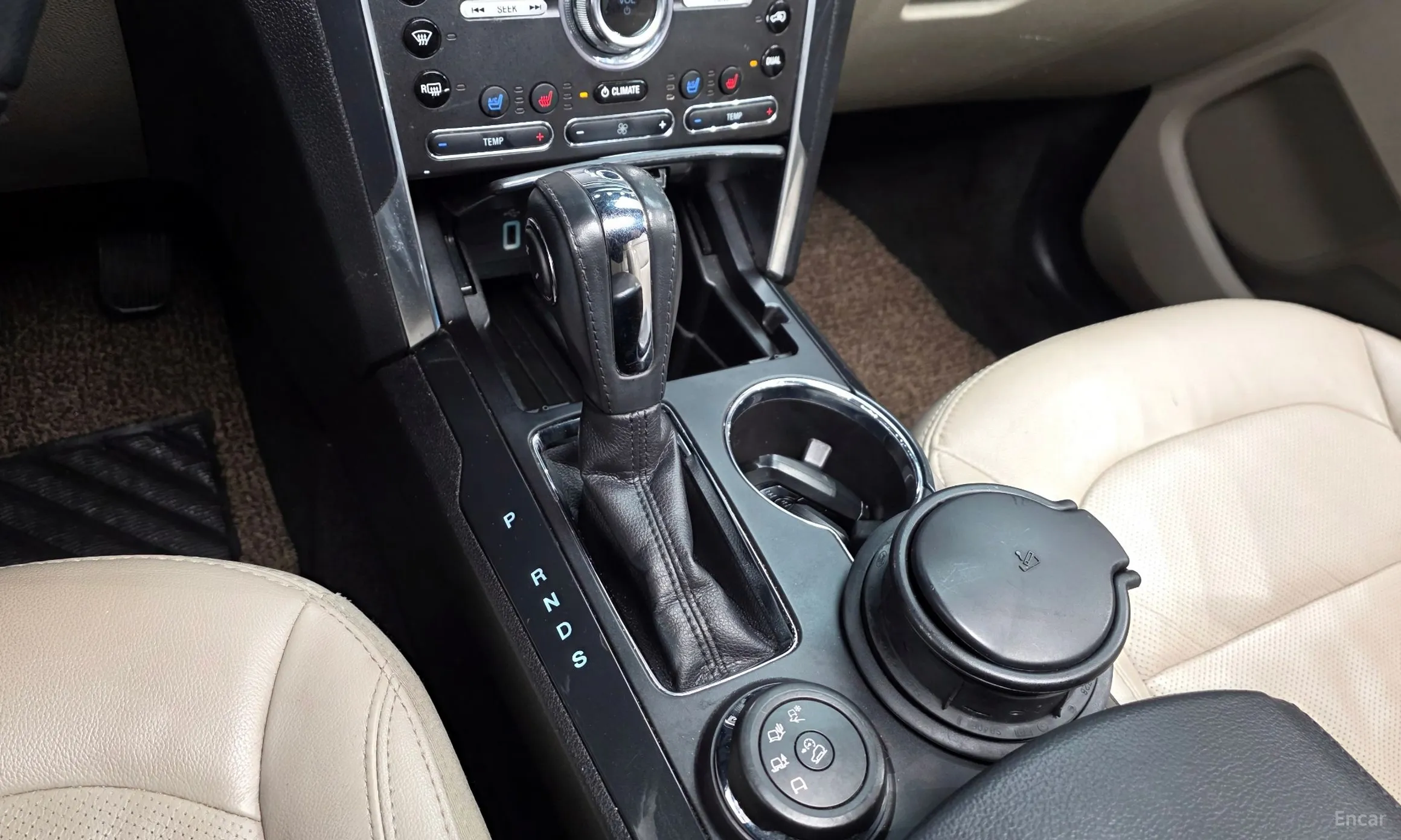 Ford Explorer превью 9