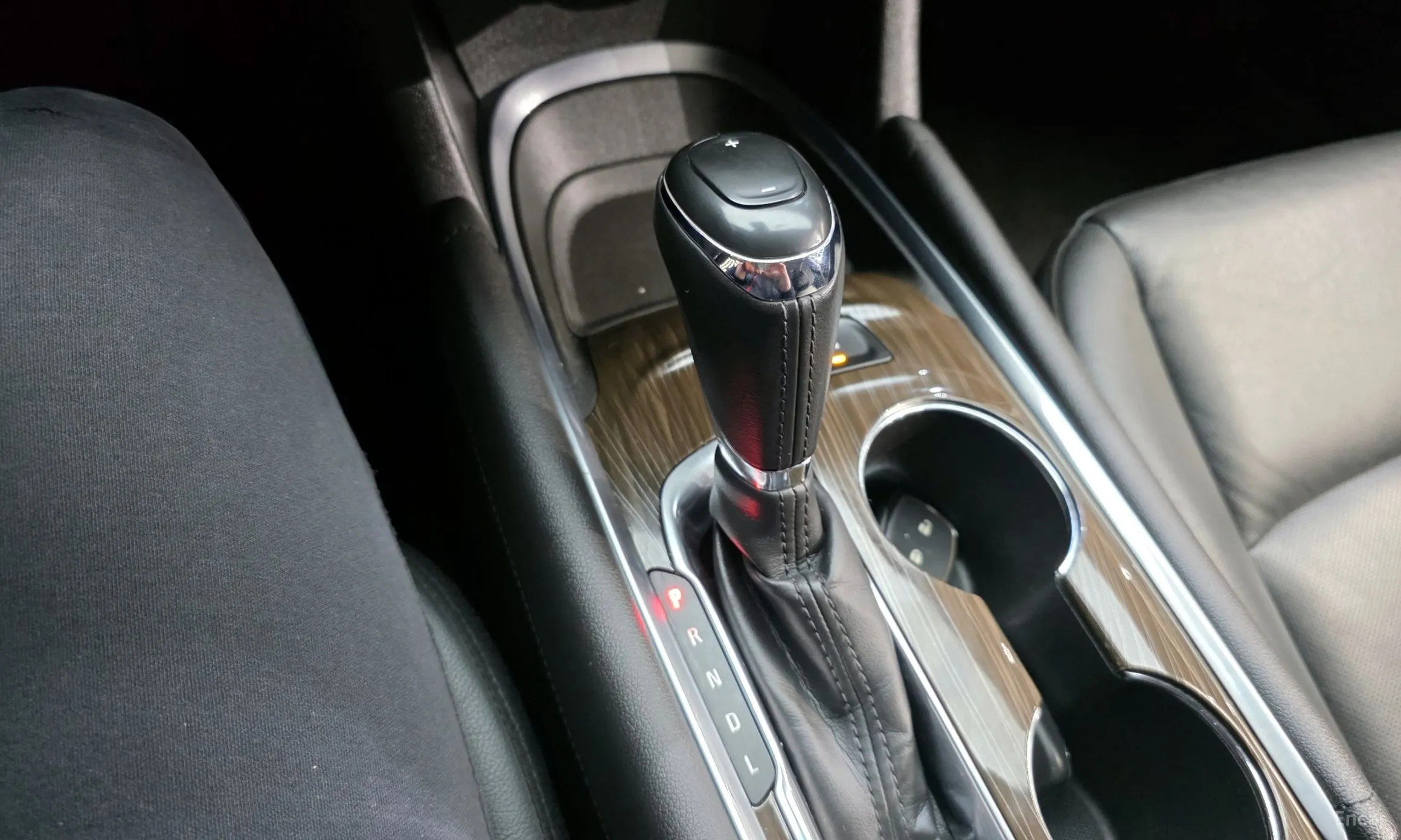 Chevrolet (GM Daewoo) Malibu превью 9