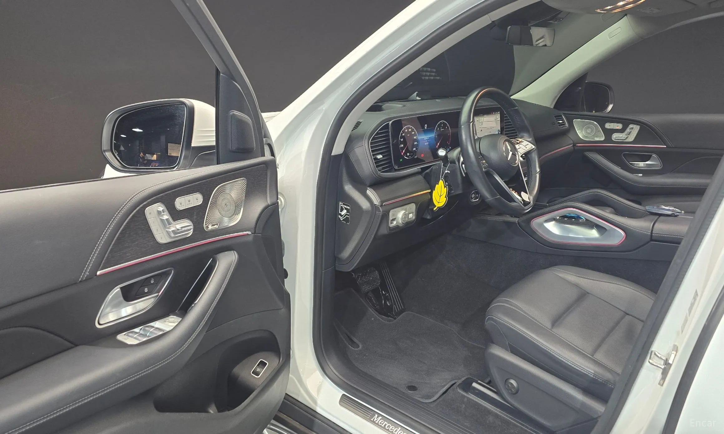 Mercedes Benz GLE-Class W167 превью 10