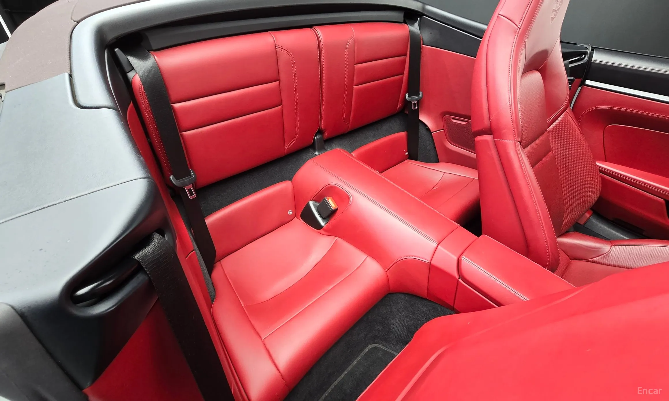 Porsche 911 (992) превью 12