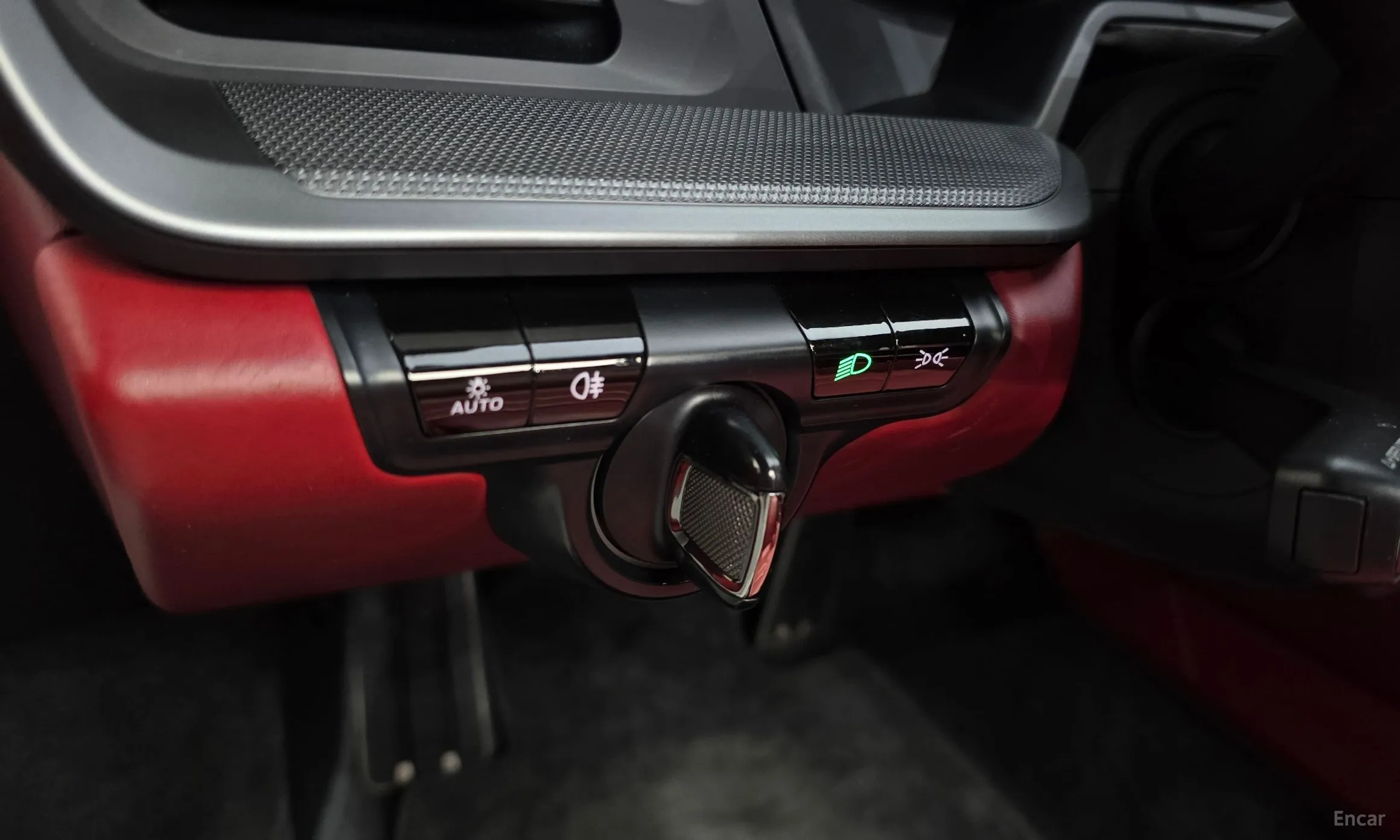 Porsche 911 (992) превью 17