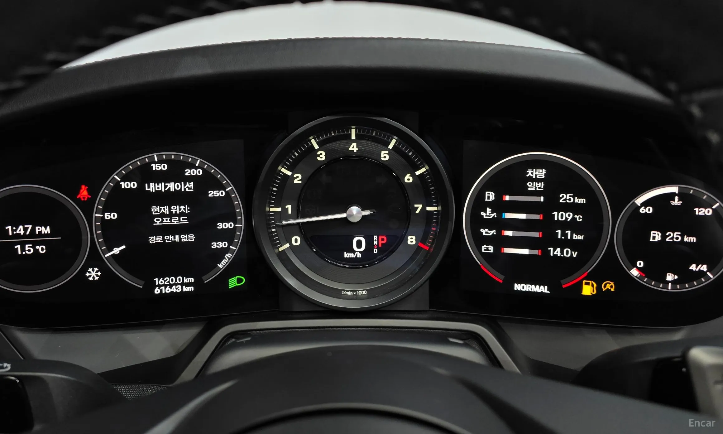 Porsche 911 (992) превью 8