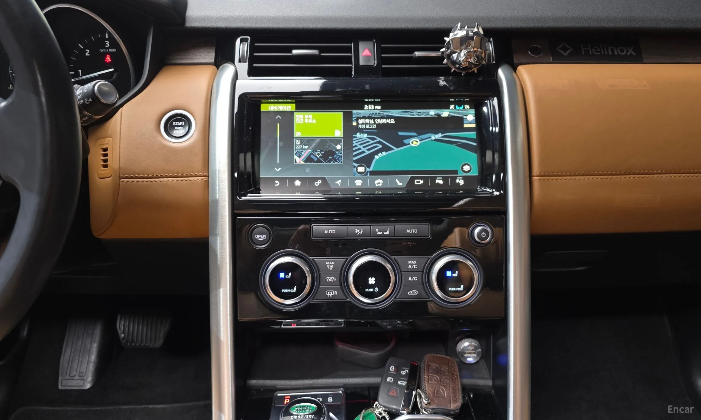 Land Rover Discovery 5 превью 17