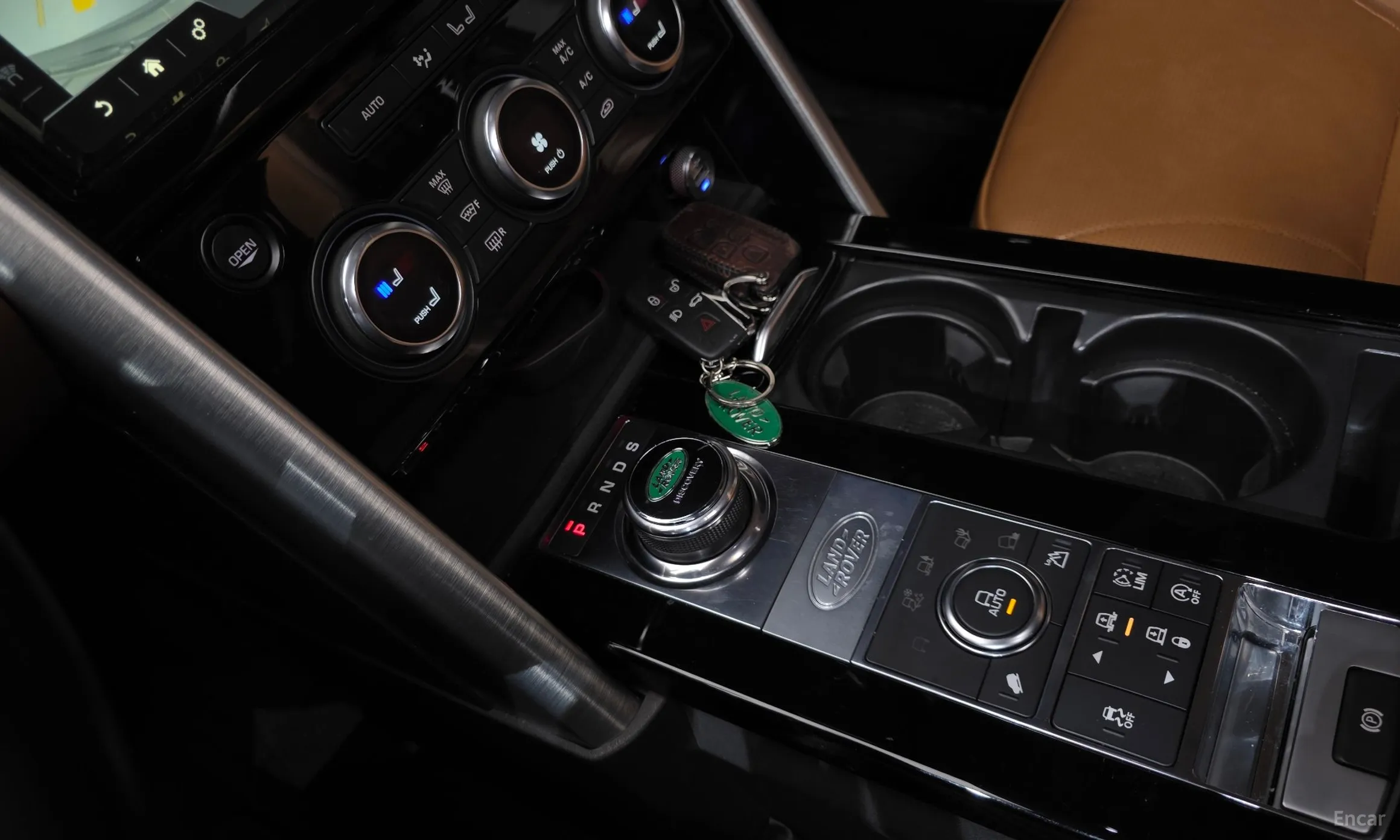 Land Rover Discovery 5 превью 9