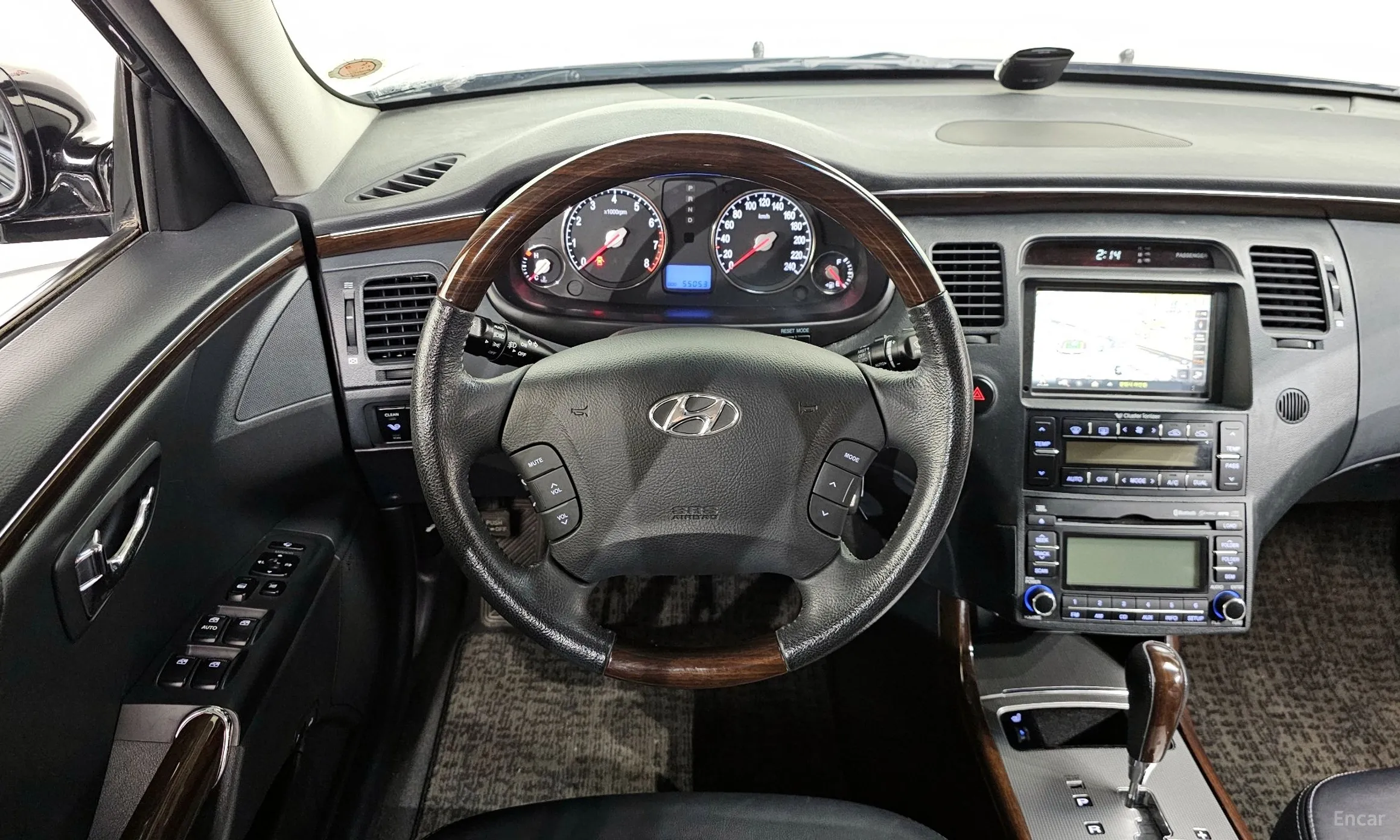 Hyundai Grandeur New Luxury превью 13