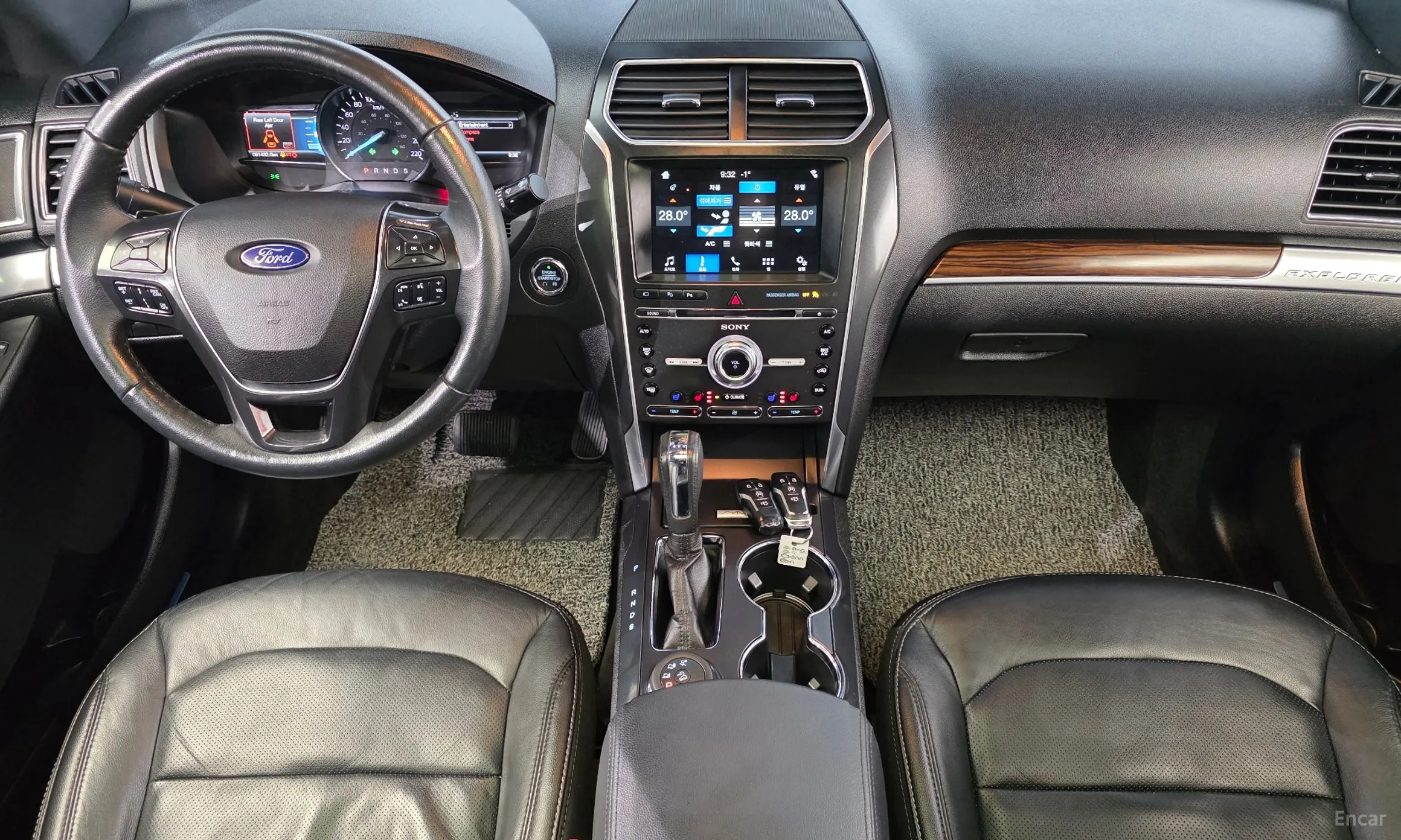Ford Explorer превью 7