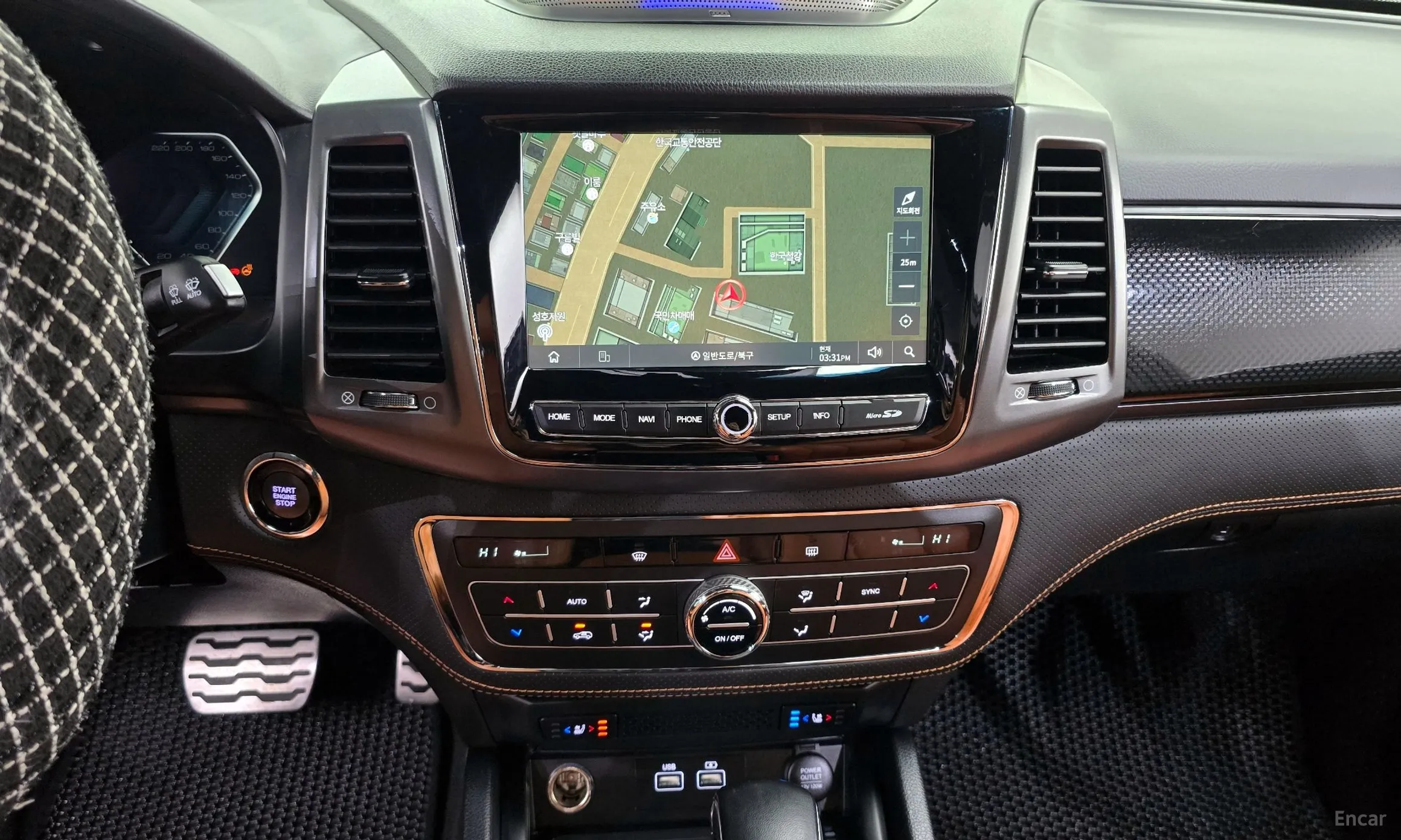 KG Mobility (SsangYong) Rexton Sports превью 16