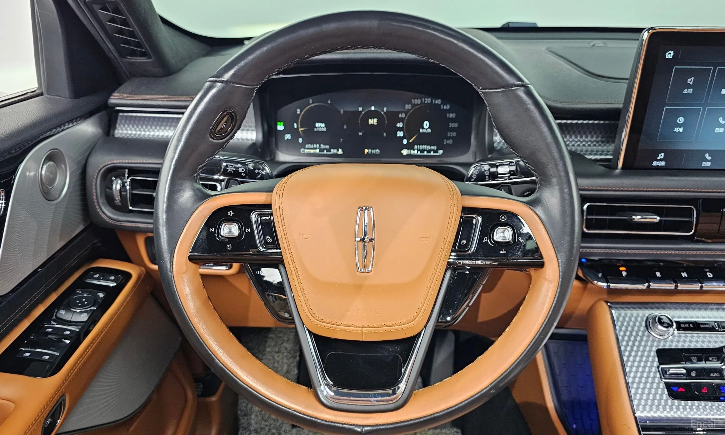 Lincoln Aviator 2nd Generation превью 13