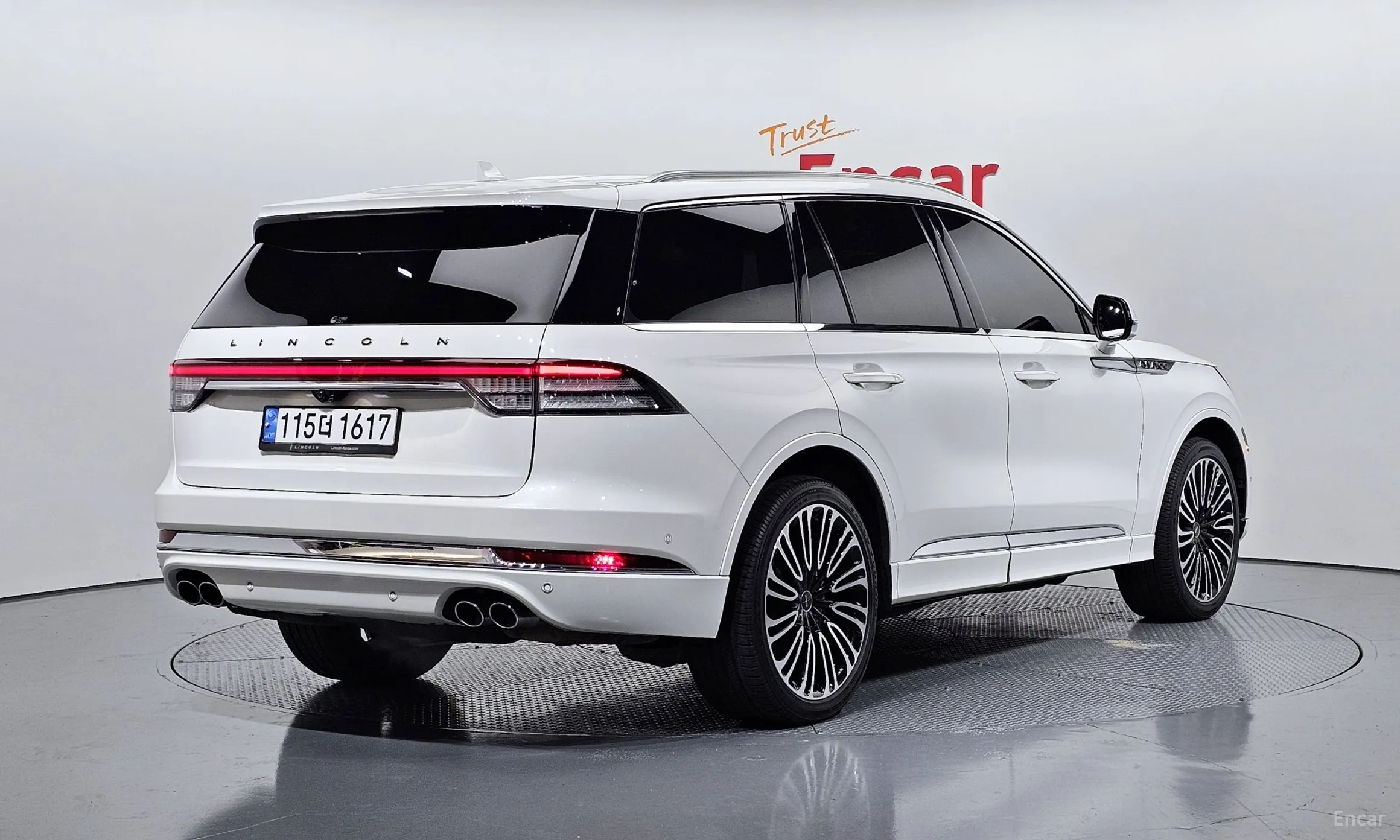 Lincoln Aviator 2nd Generation превью 2