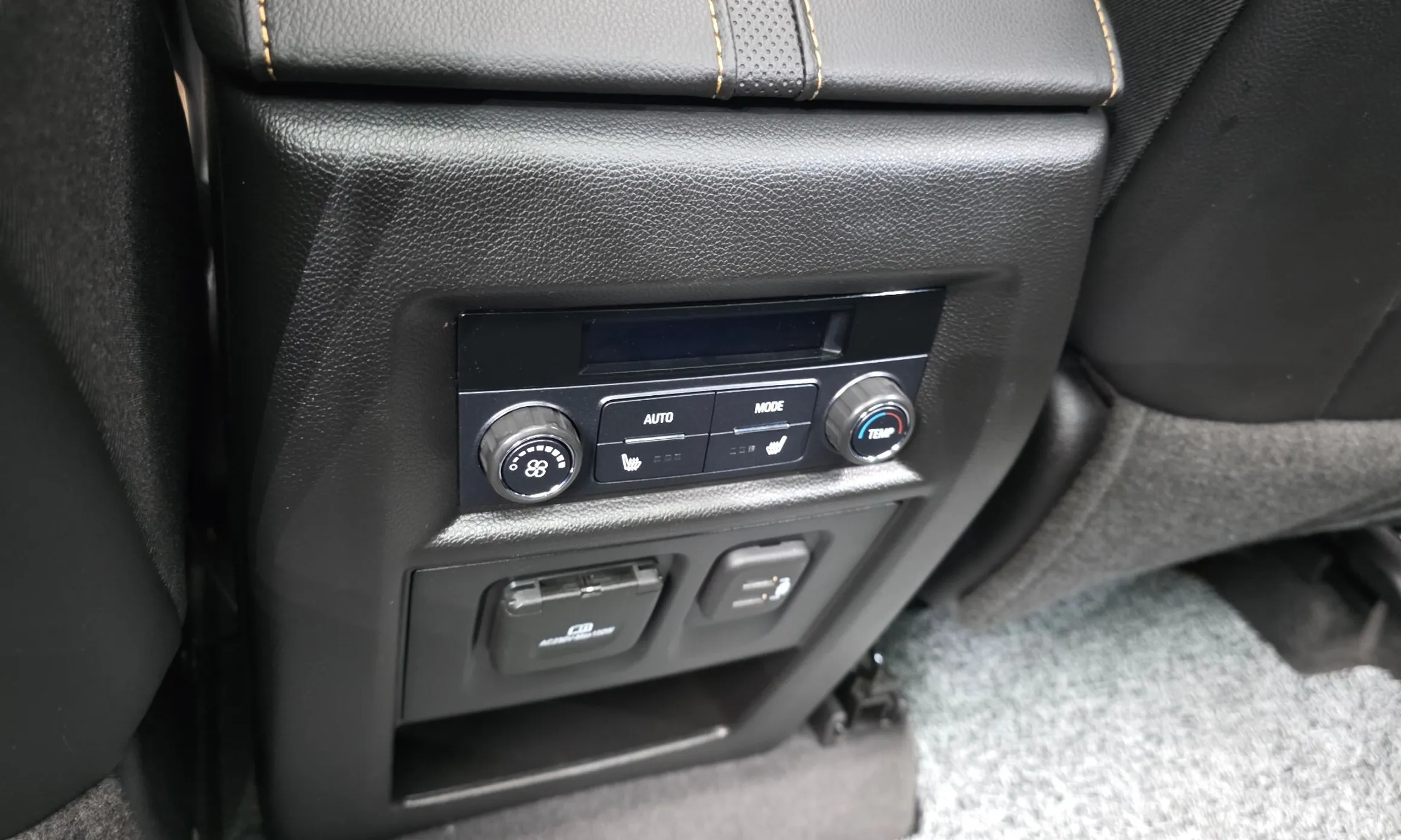 Chevrolet (GM Daewoo) Traverse превью 19