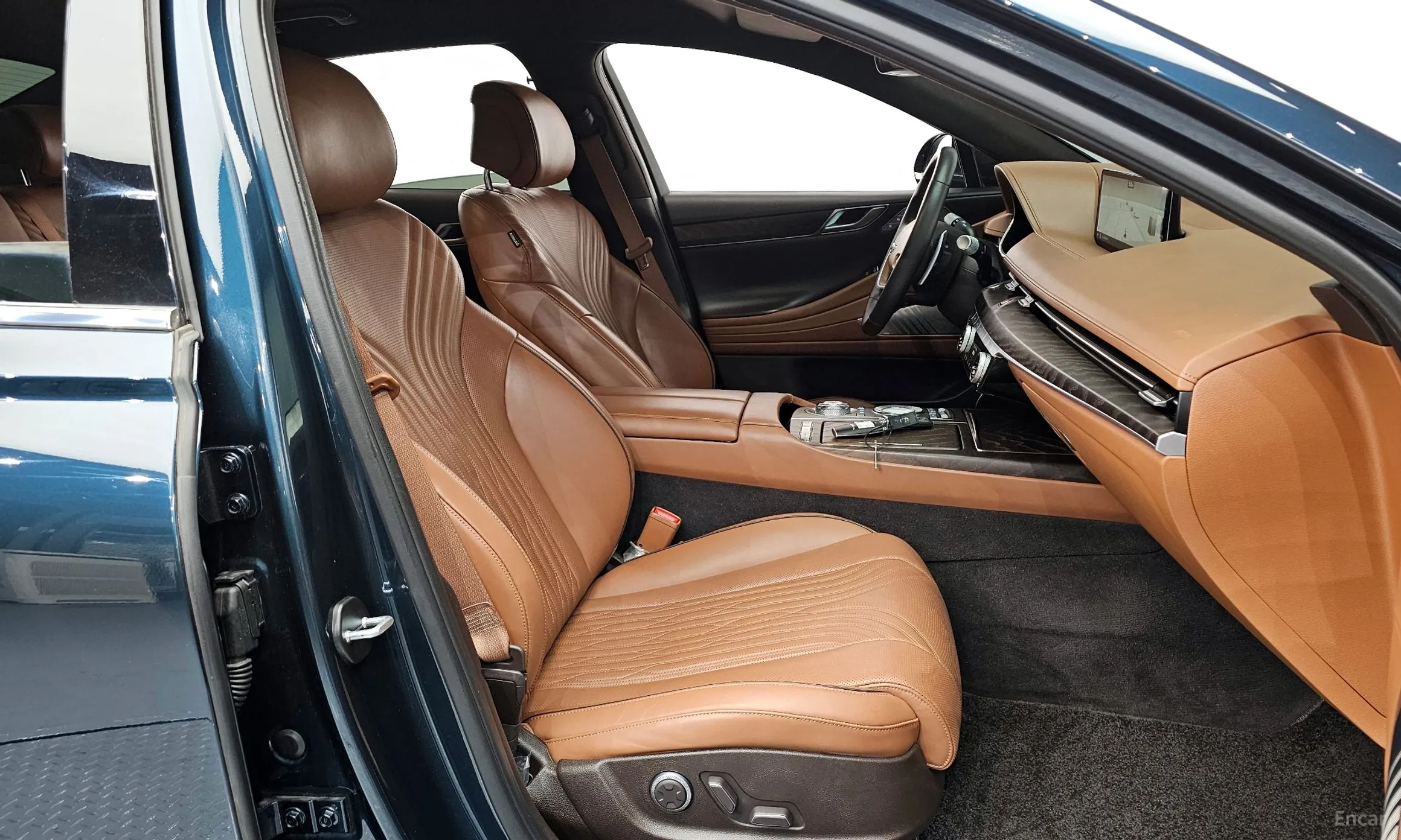 Genesis G80 (RG3) превью 10