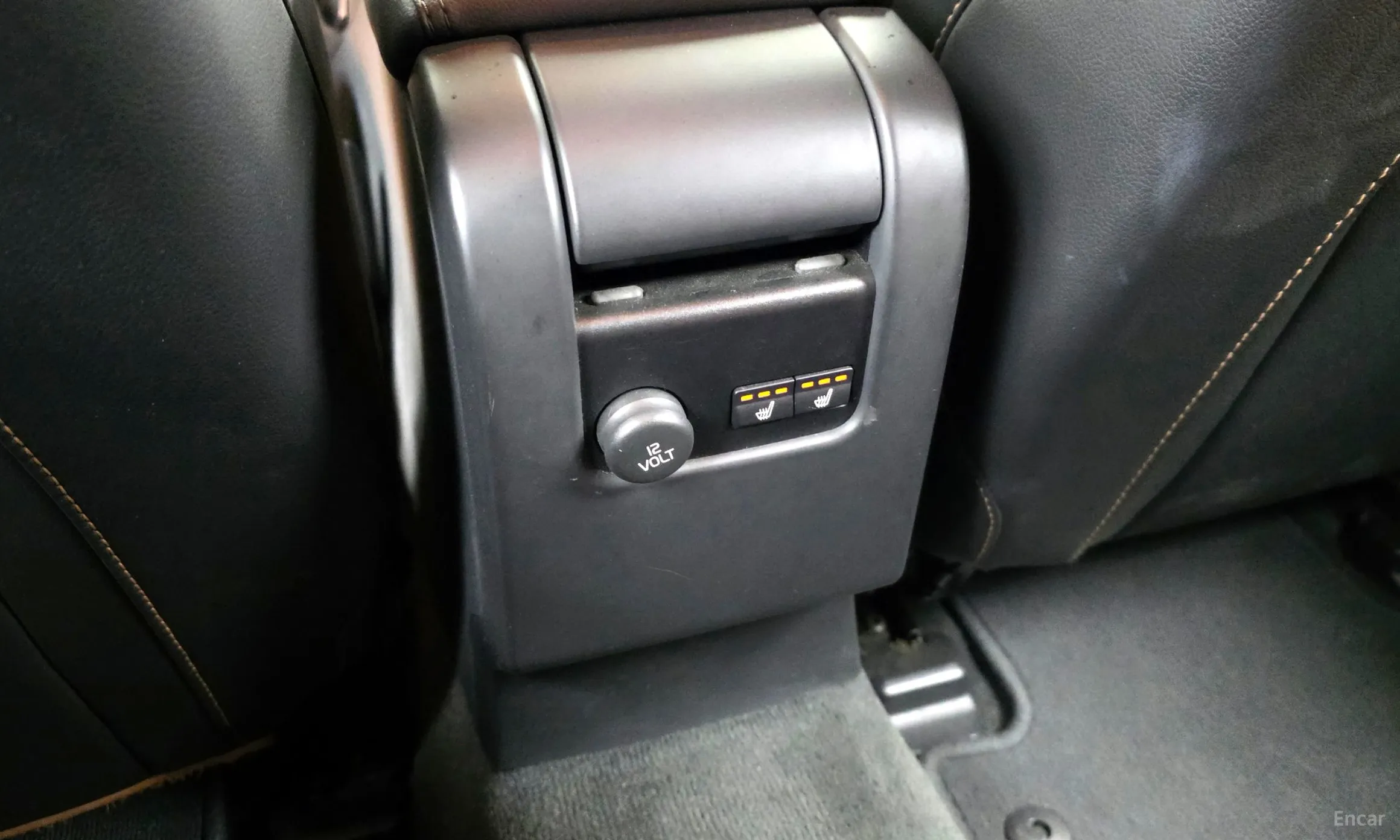 Volvo S60 превью 19