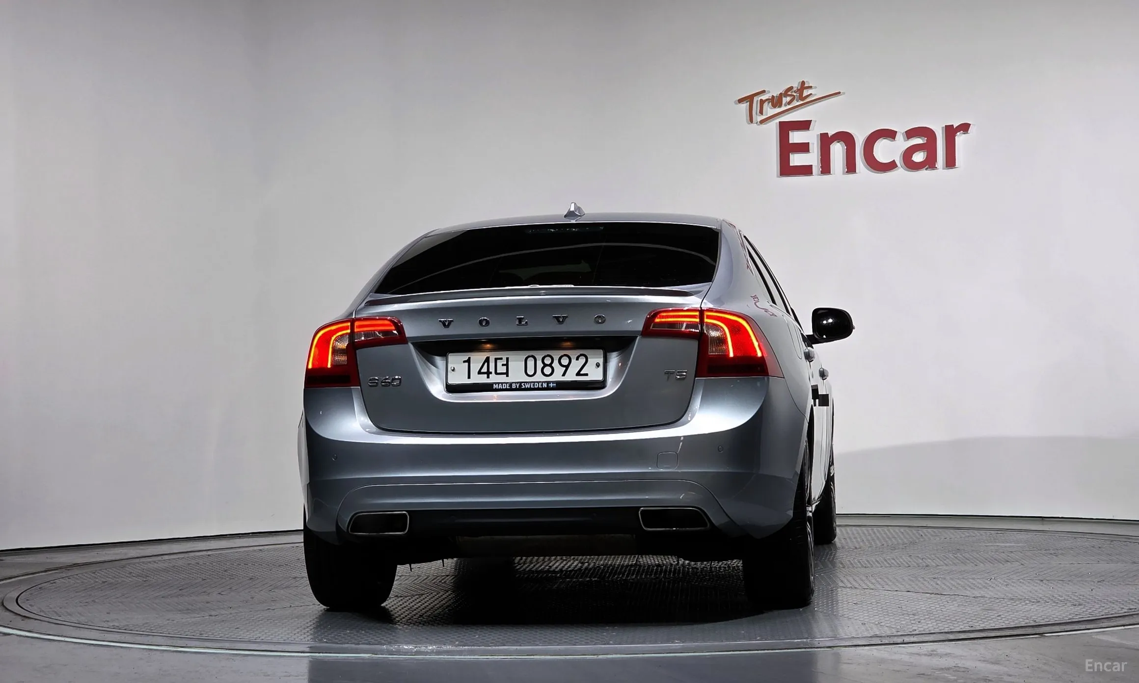 Volvo S60 превью 4