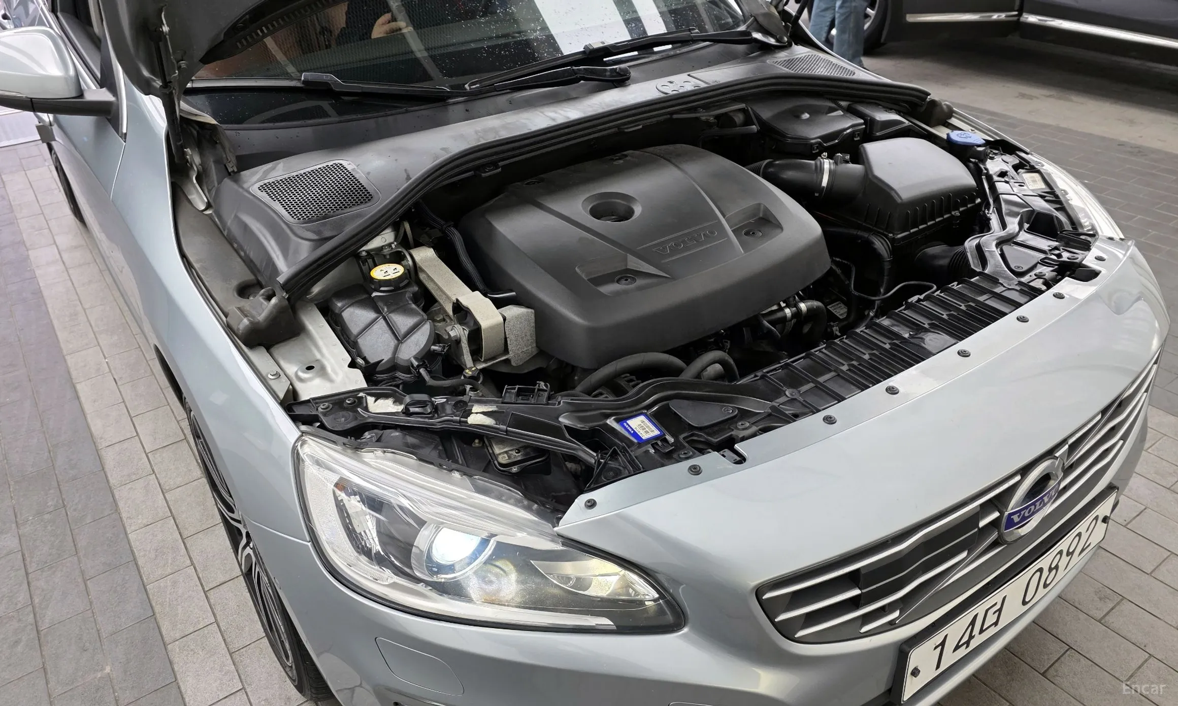 Volvo S60 превью 6
