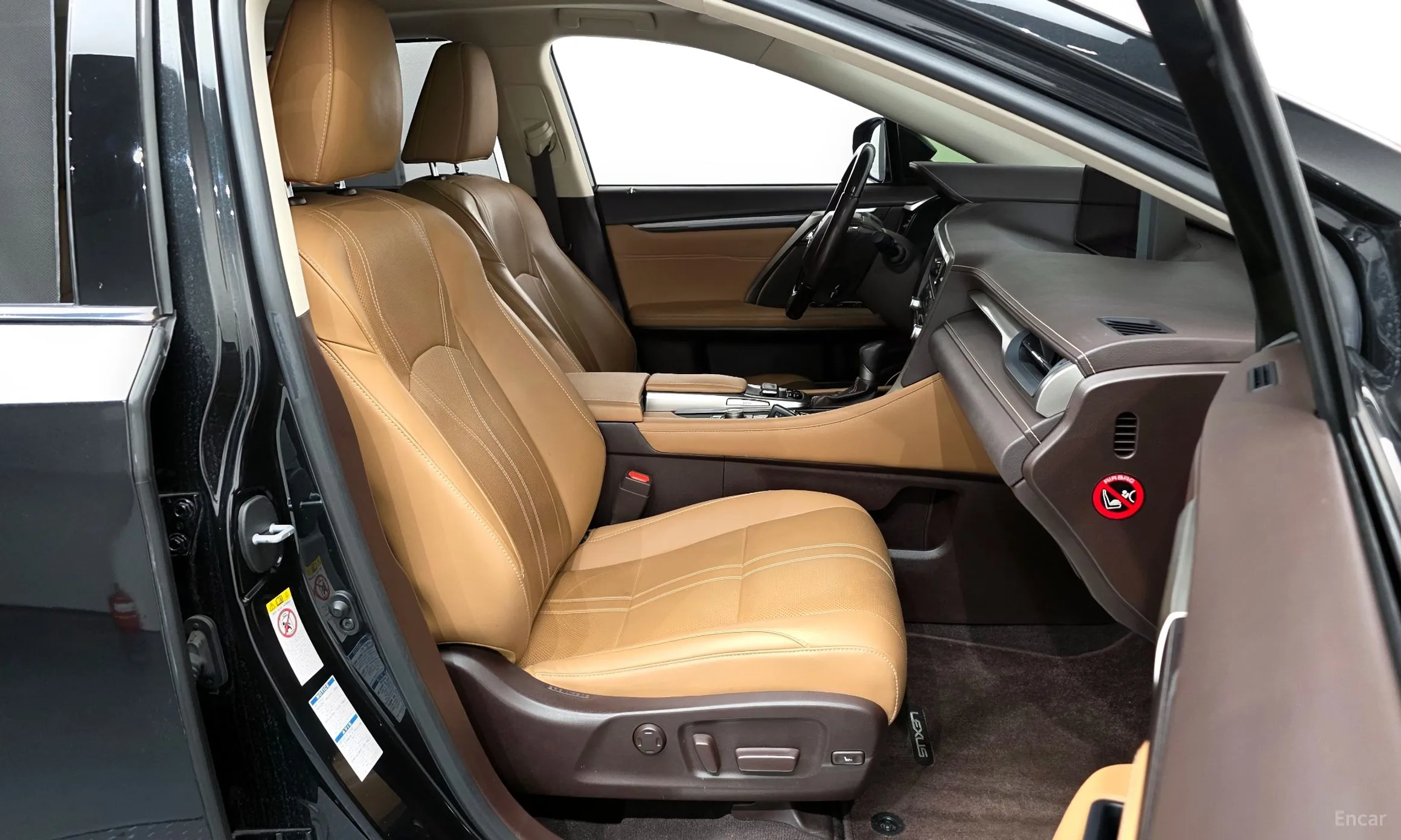 Lexus RX350 4th Generation превью 11