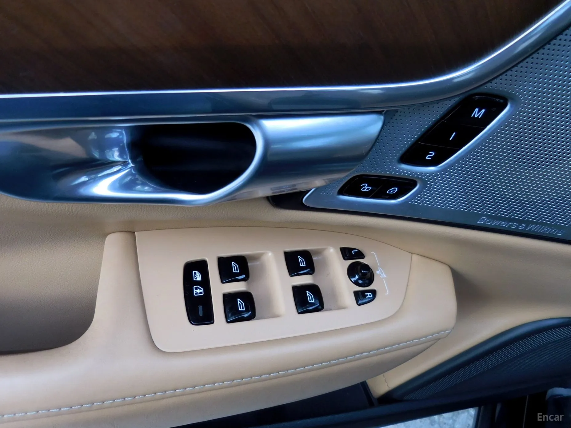 Volvo S90 превью 16