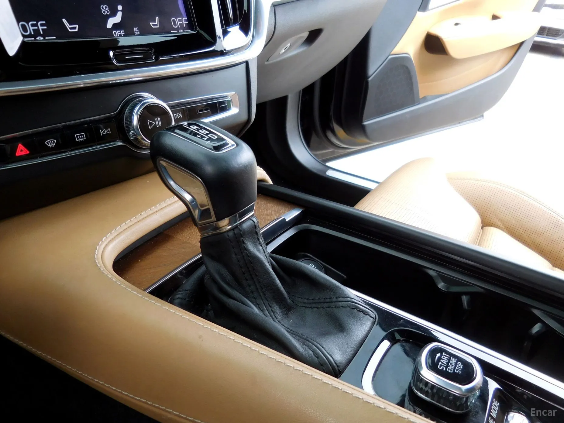 Volvo S90 превью 9