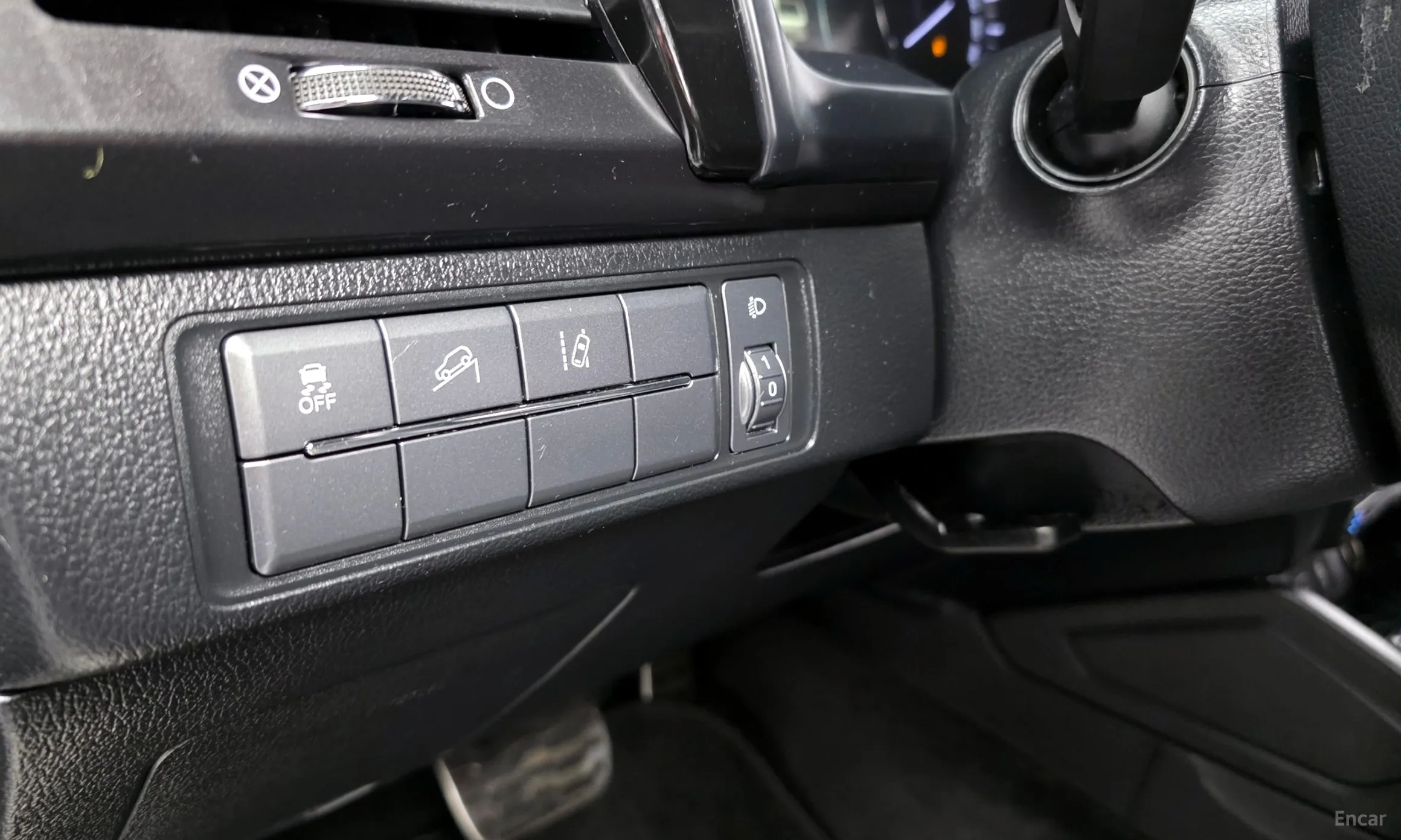 KG Mobility (SsangYong) Rexton Sports Khan превью 15
