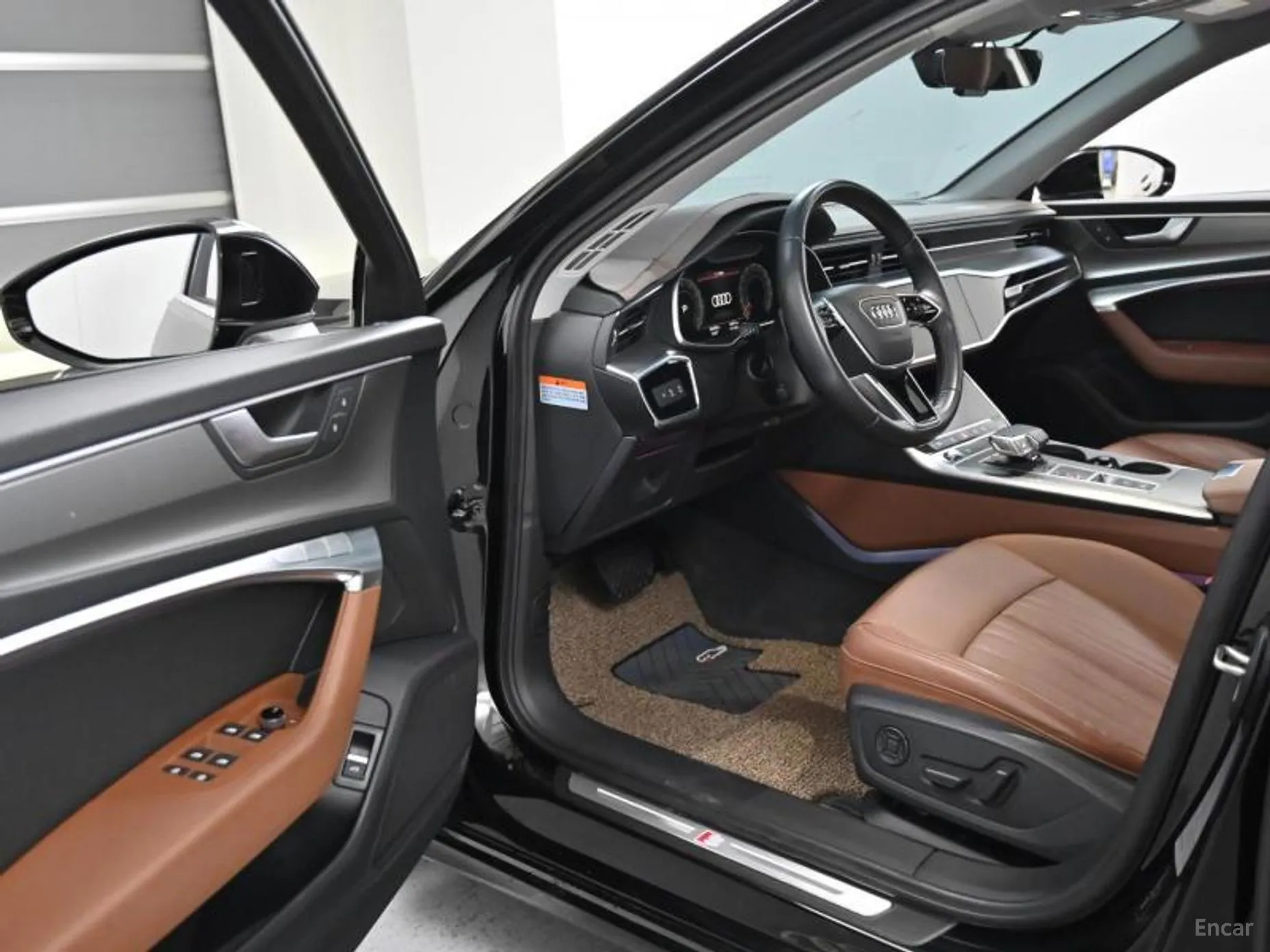 Audi A6 (C8) превью 10