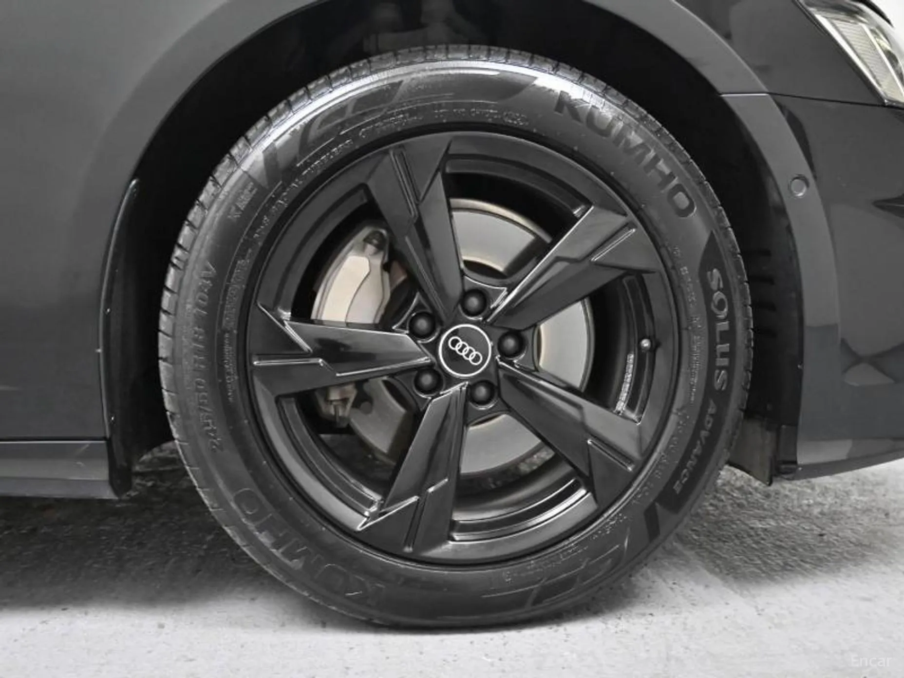 Audi A6 (C8) превью 5