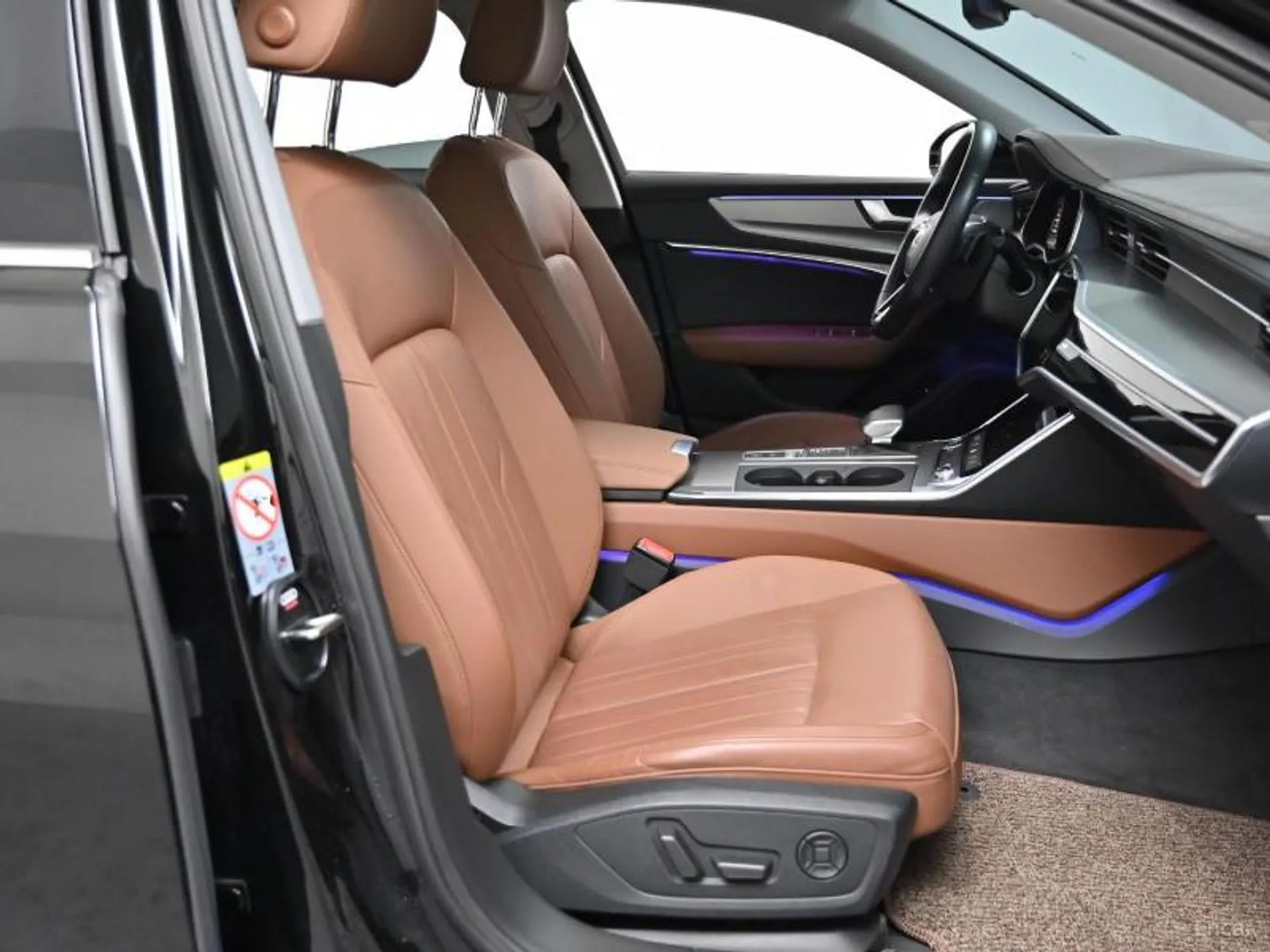 Audi A6 (C8) превью 9