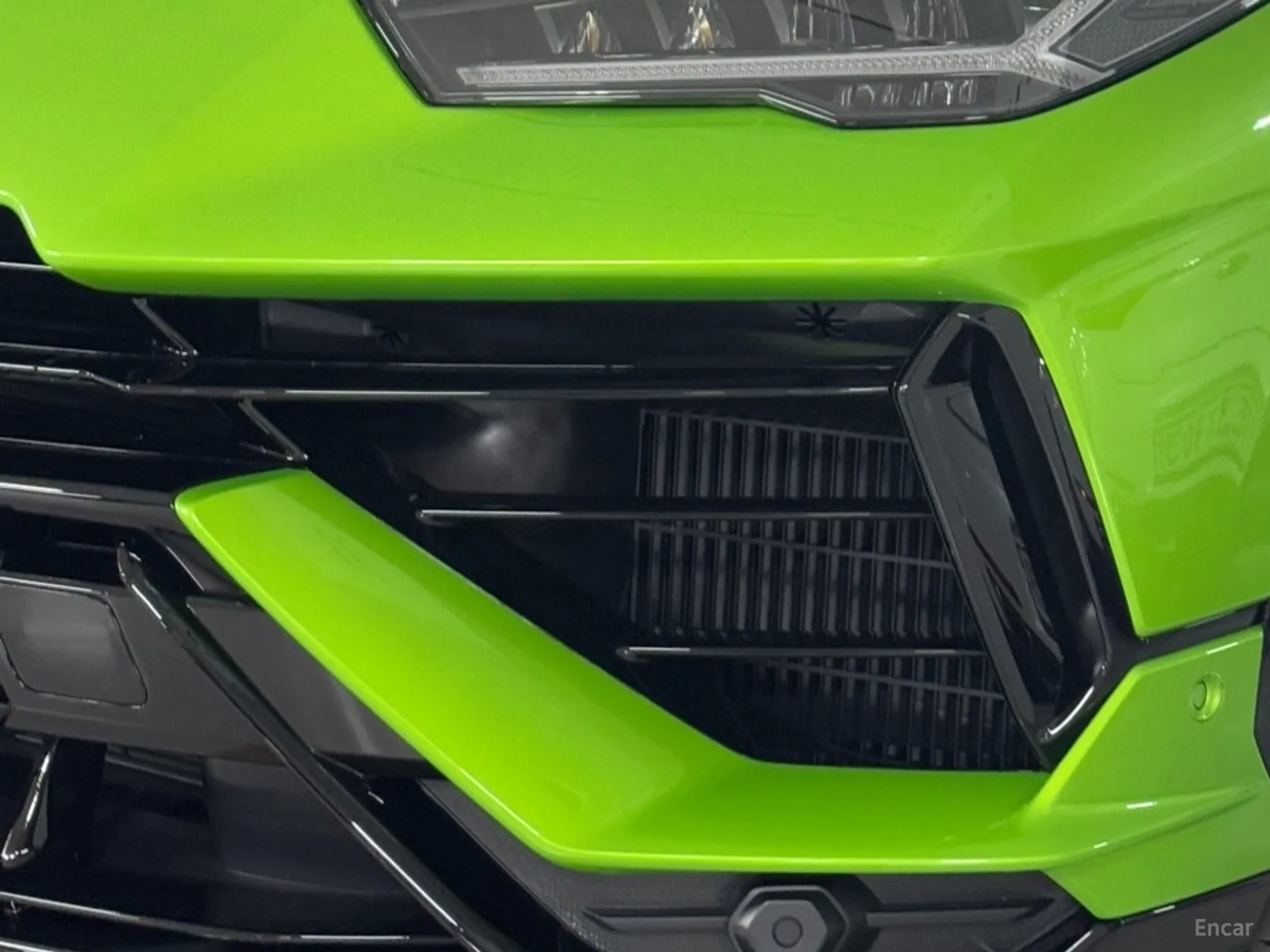 Lamborghini Urus превью 3