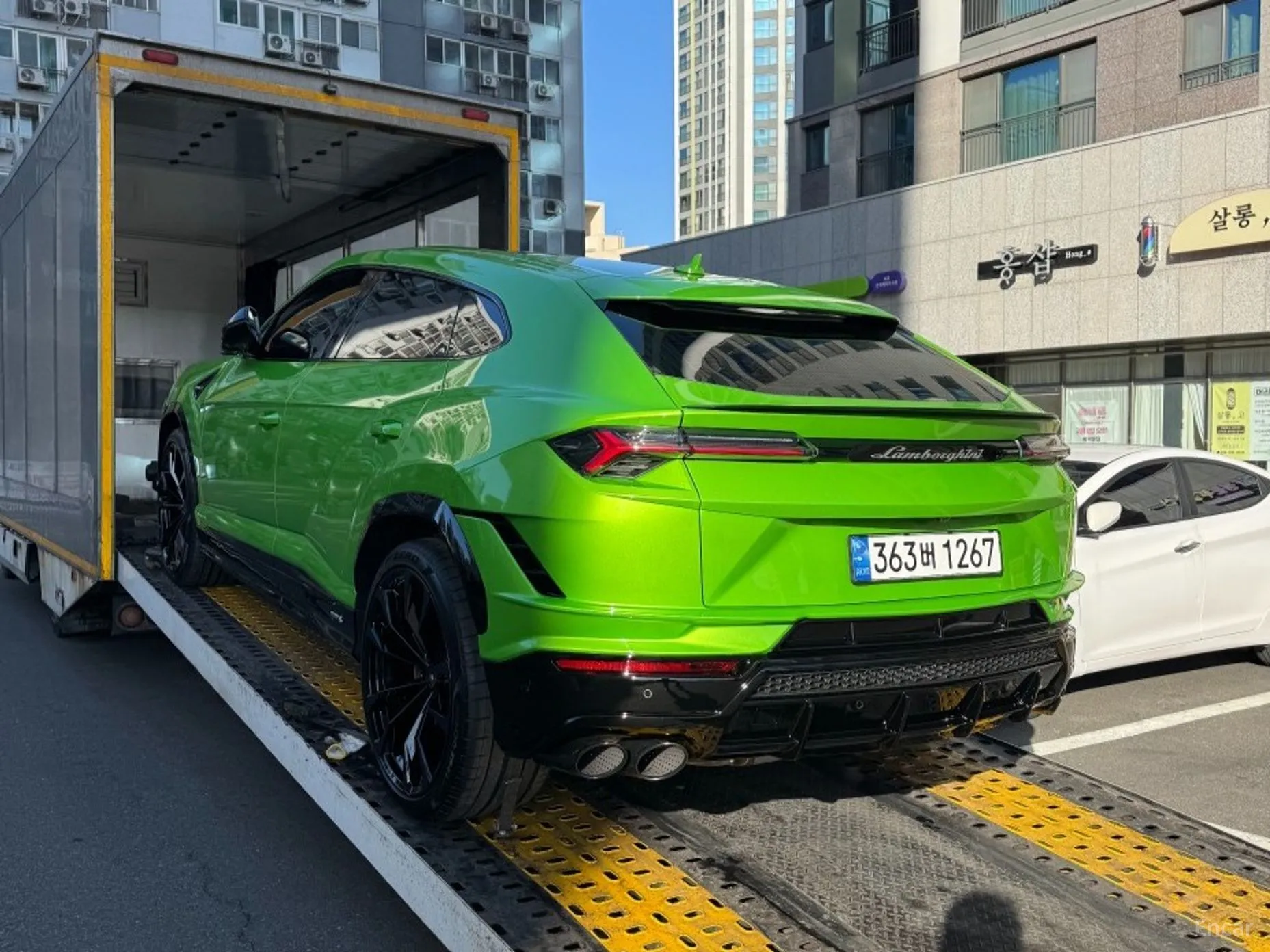 Lamborghini Urus превью 7