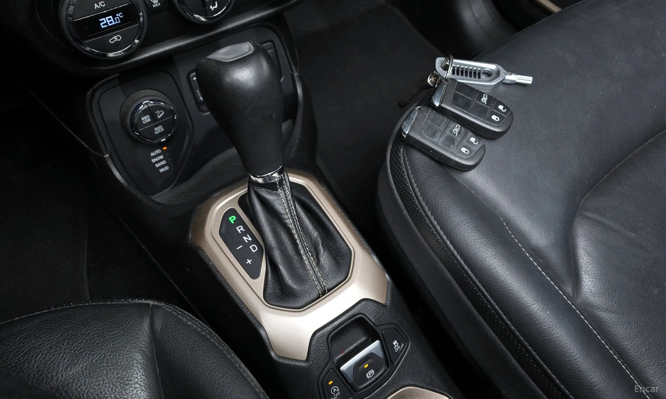 Jeep Renegade превью 9